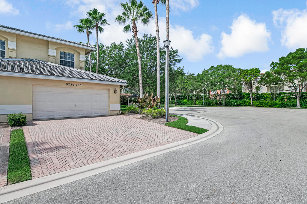 9786 Midship Way 203 Property Photo 3