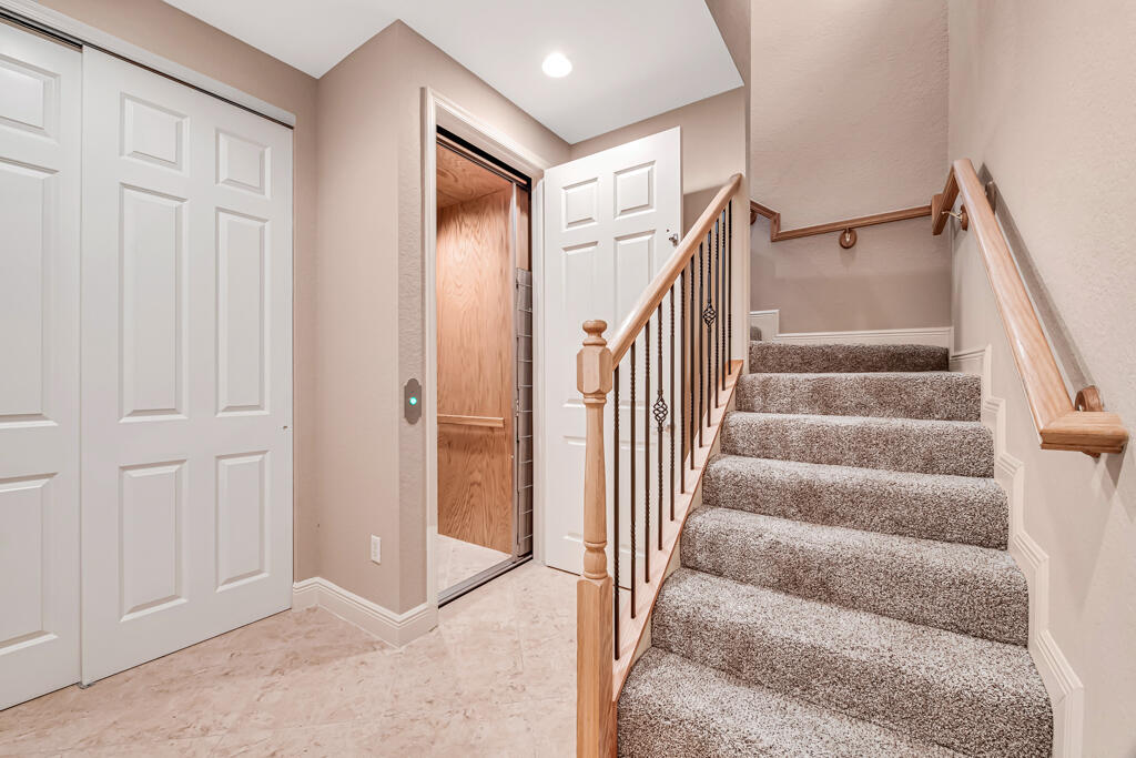 9786 Midship Way 203 Property Photo 7