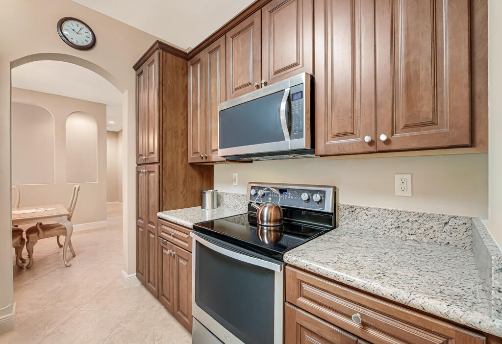 9786 Midship Way 203 Property Photo 25
