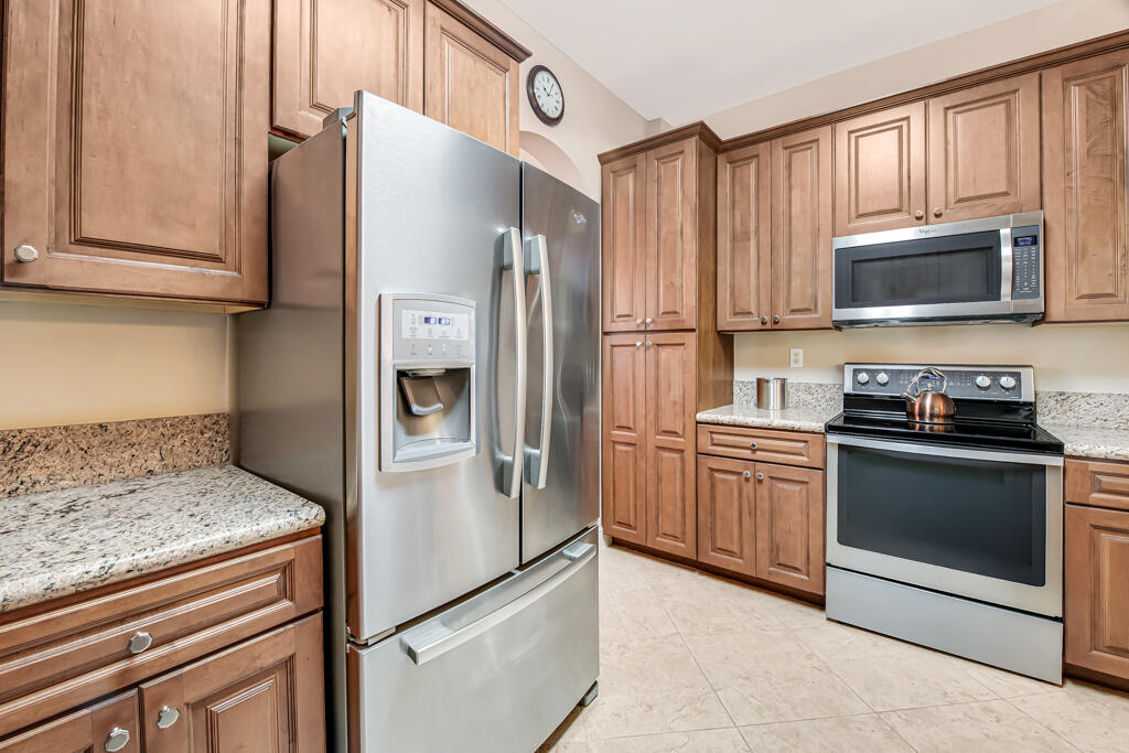9786 Midship Way 203 Property Photo 30