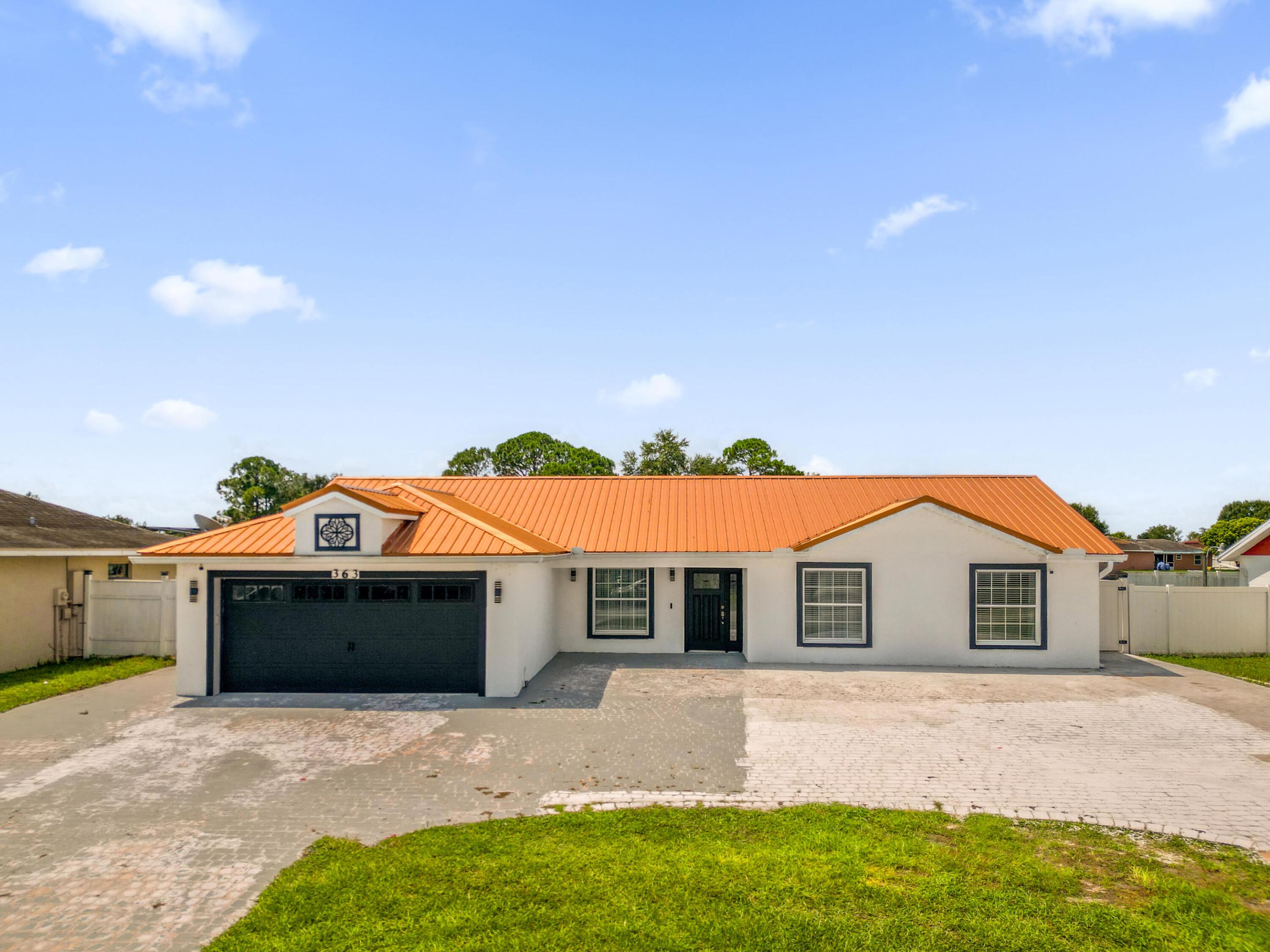 363 Buttonwood Drive Property Photo 1