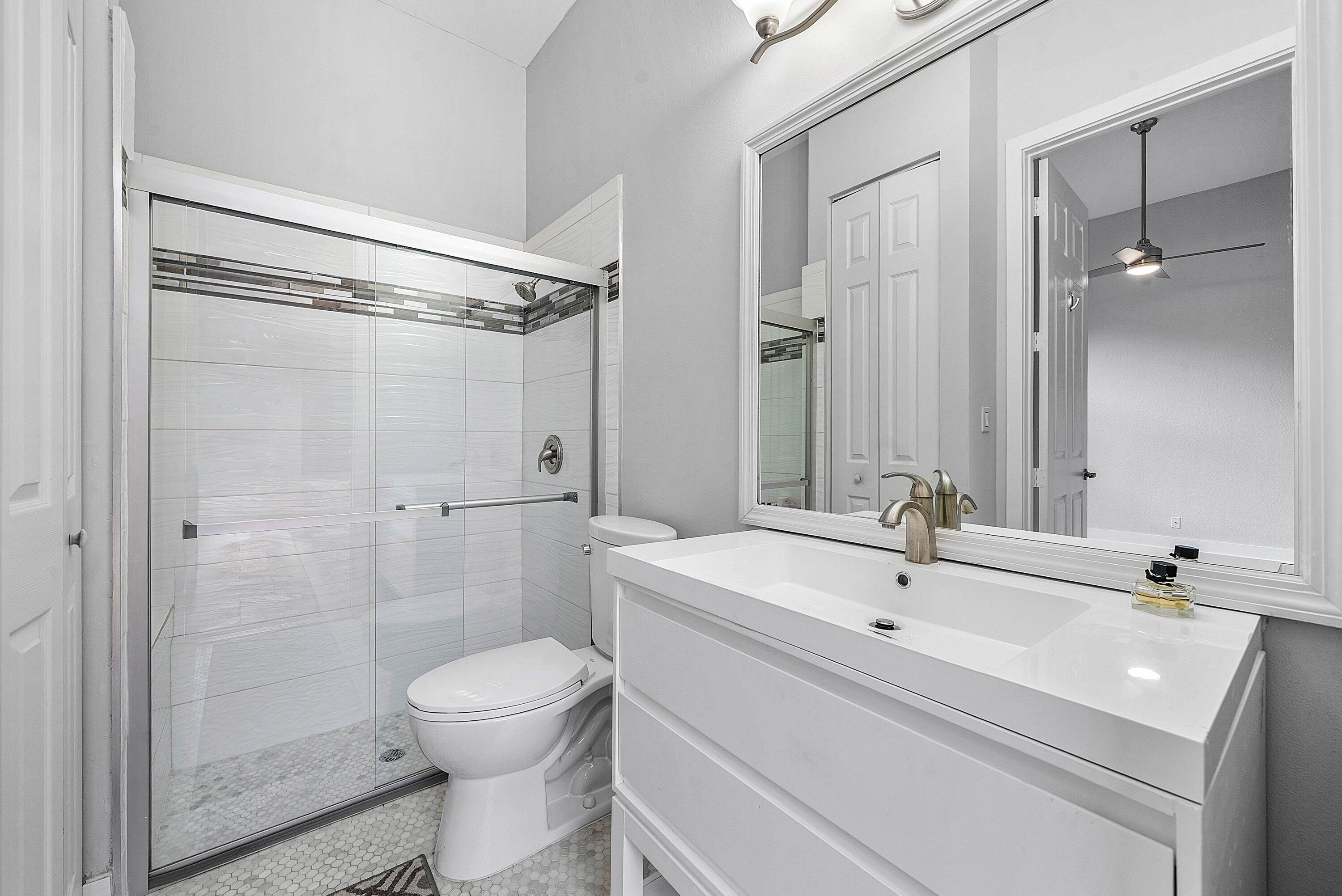 6152 Nw 121st Avenue Property Photo 44