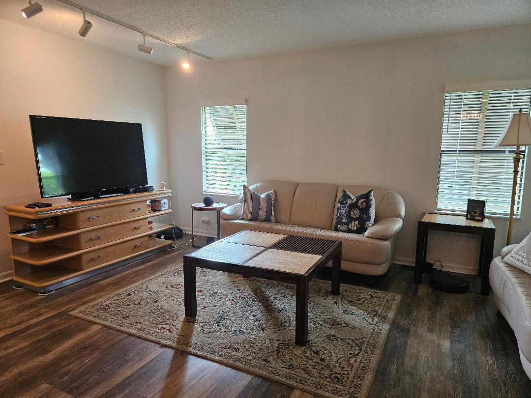 7680 Se Shenandoah Drive Property Photo 7
