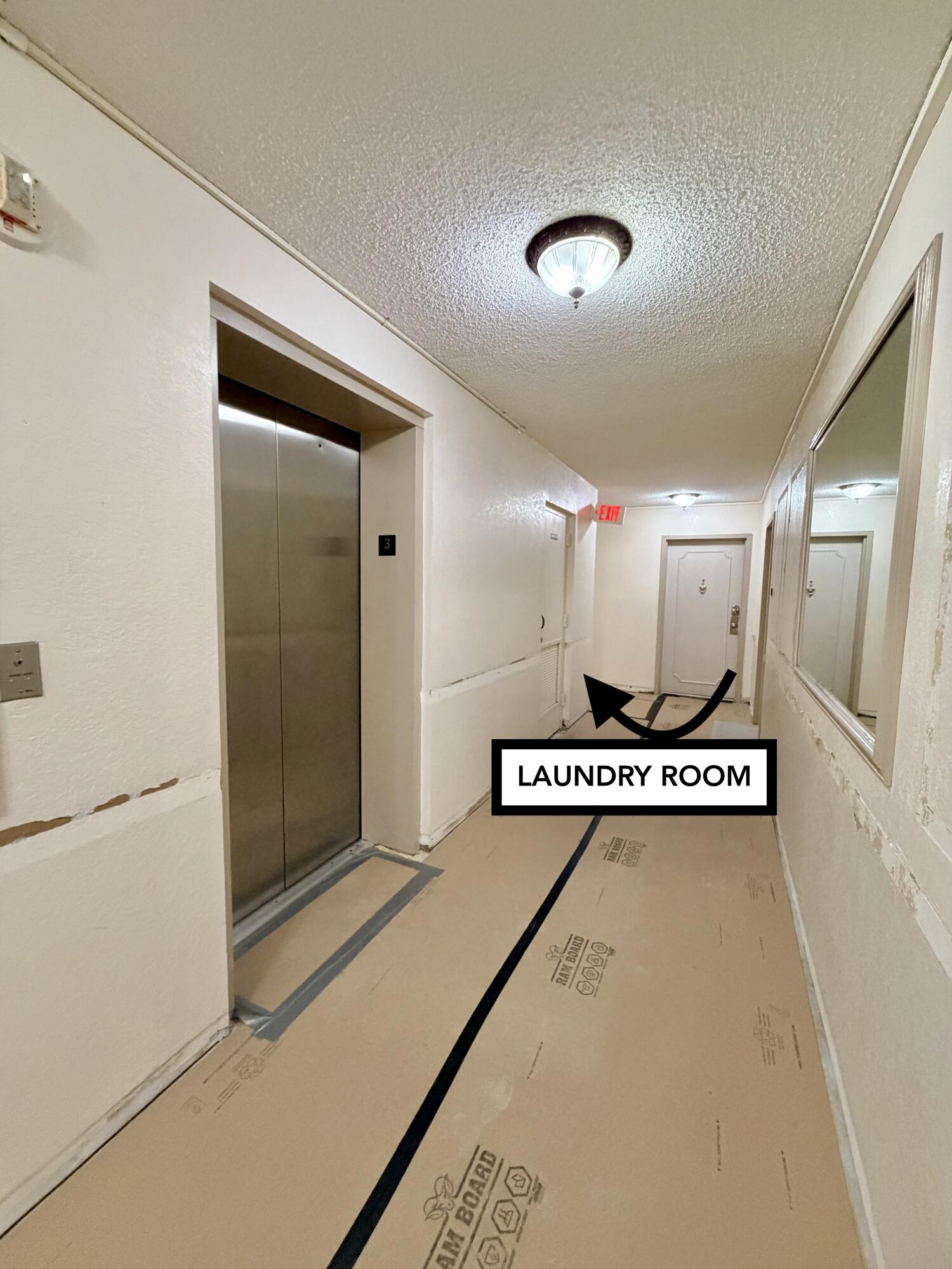 2425 Presidential Way 304 Property Photo 23