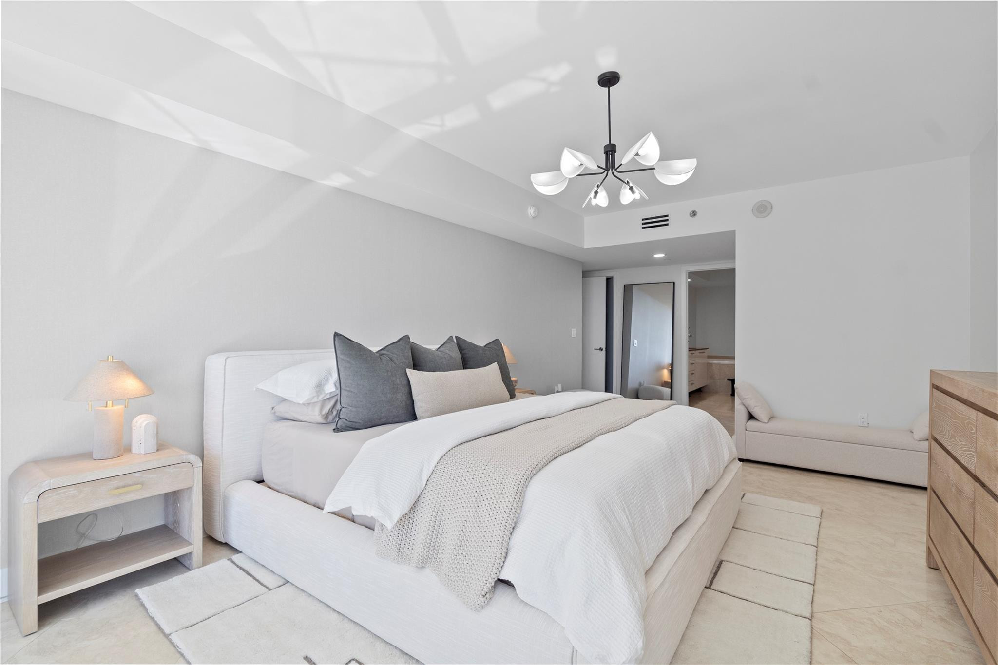 1830 S Ocean Drive 1006 Property Photo 25