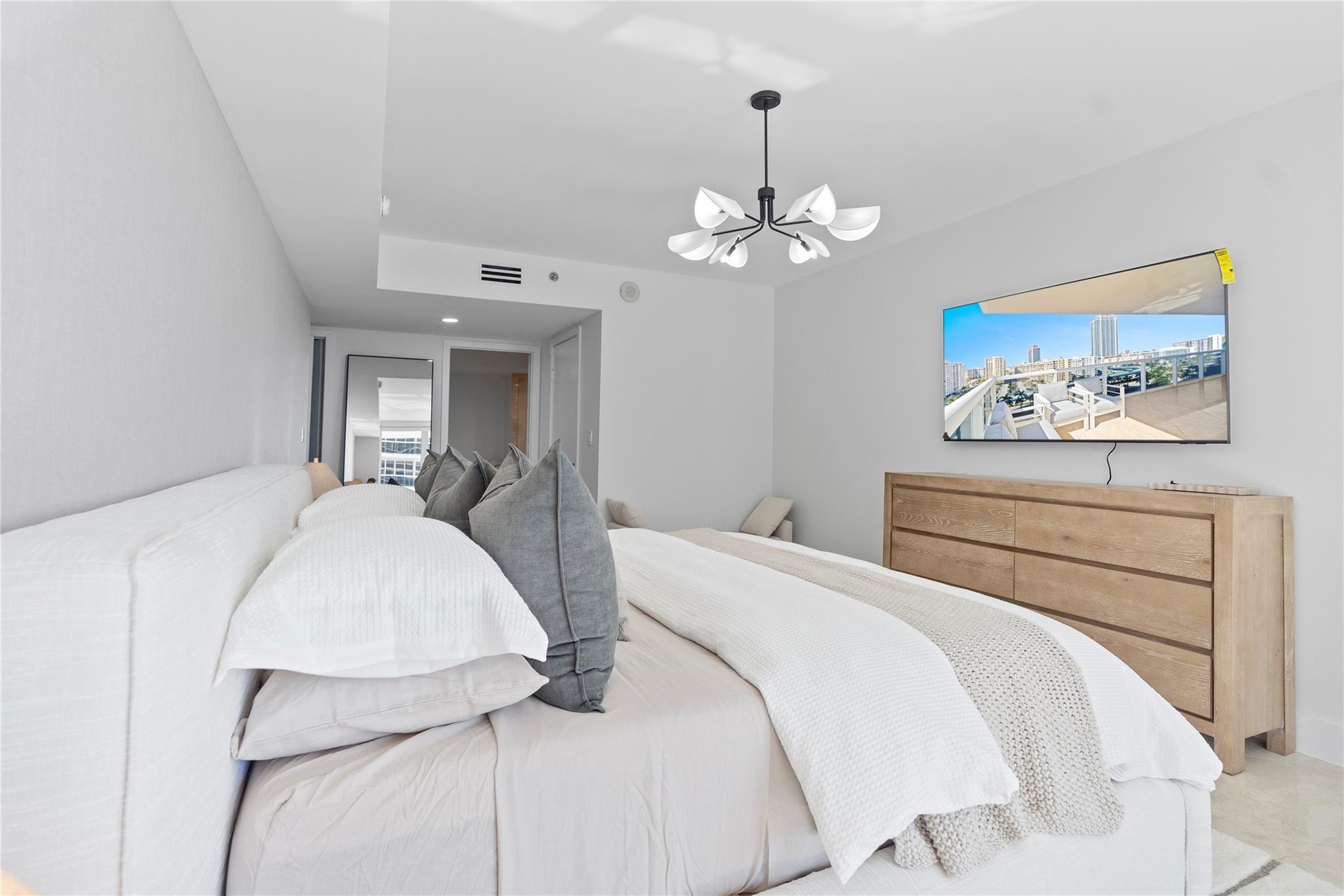 1830 S Ocean Drive 1006 Property Photo 26