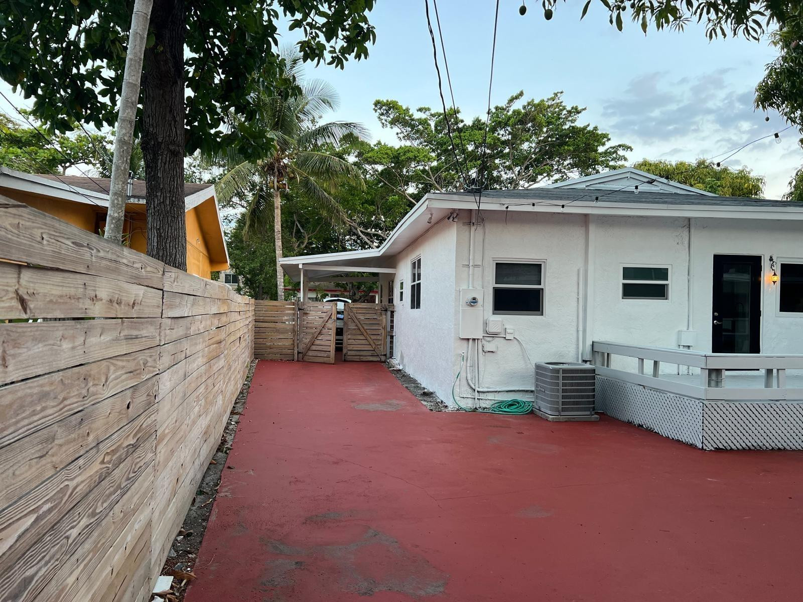 45 Ne 50th Street Property Photo 29