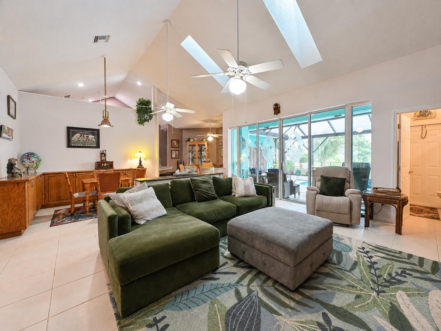 5212 Feather Creek Drive Property Photo 6