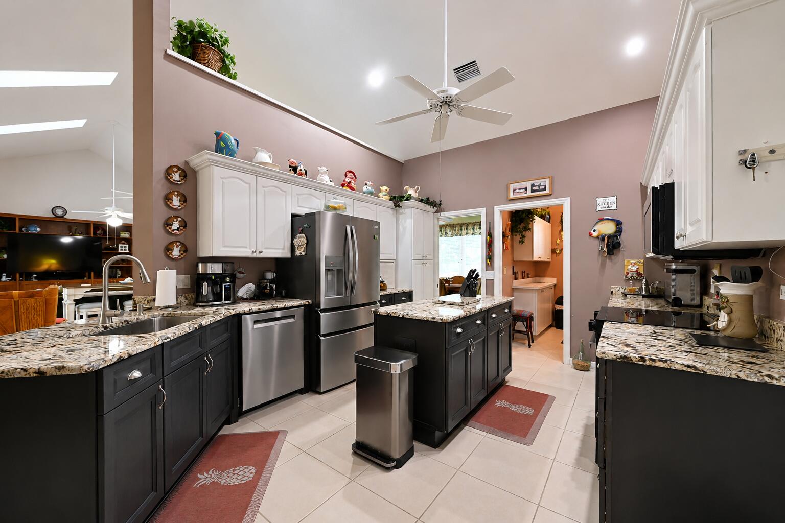 5212 Feather Creek Drive Property Photo 9