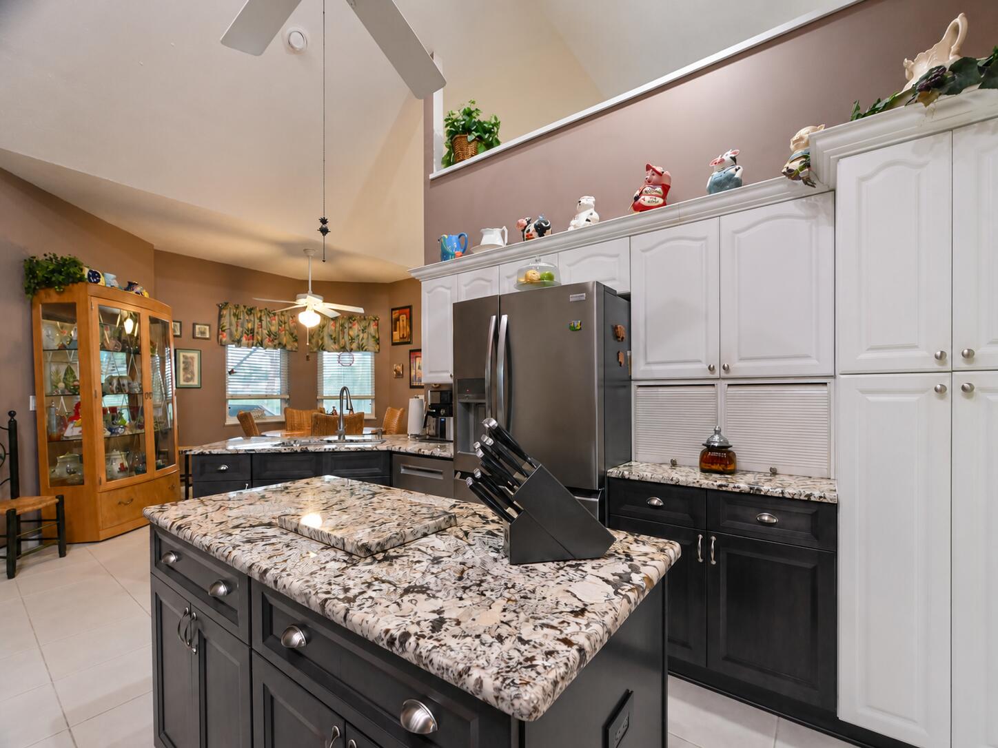5212 Feather Creek Drive Property Photo 10