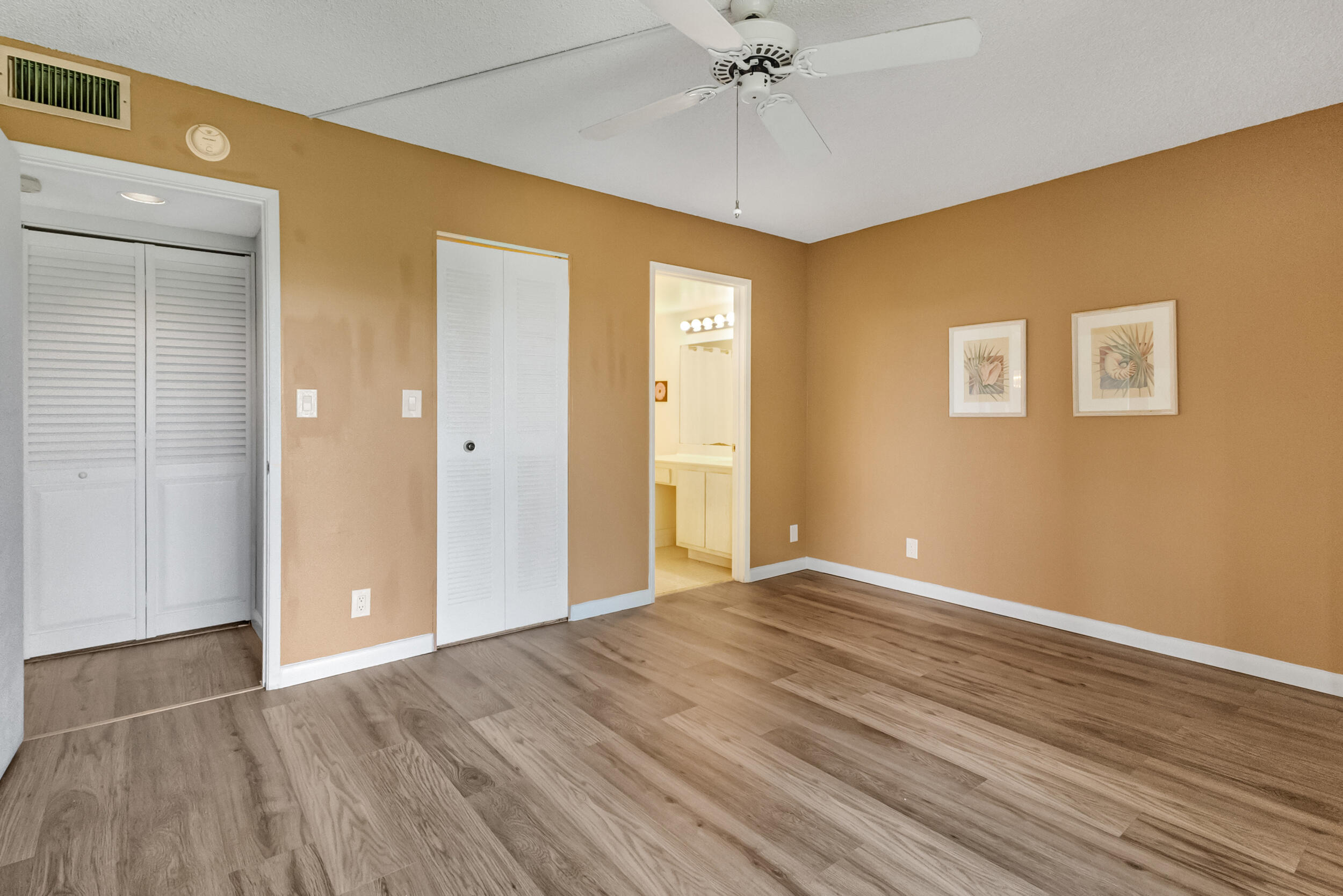 2209 S Cypress Bend Drive 507 Property Photo 20