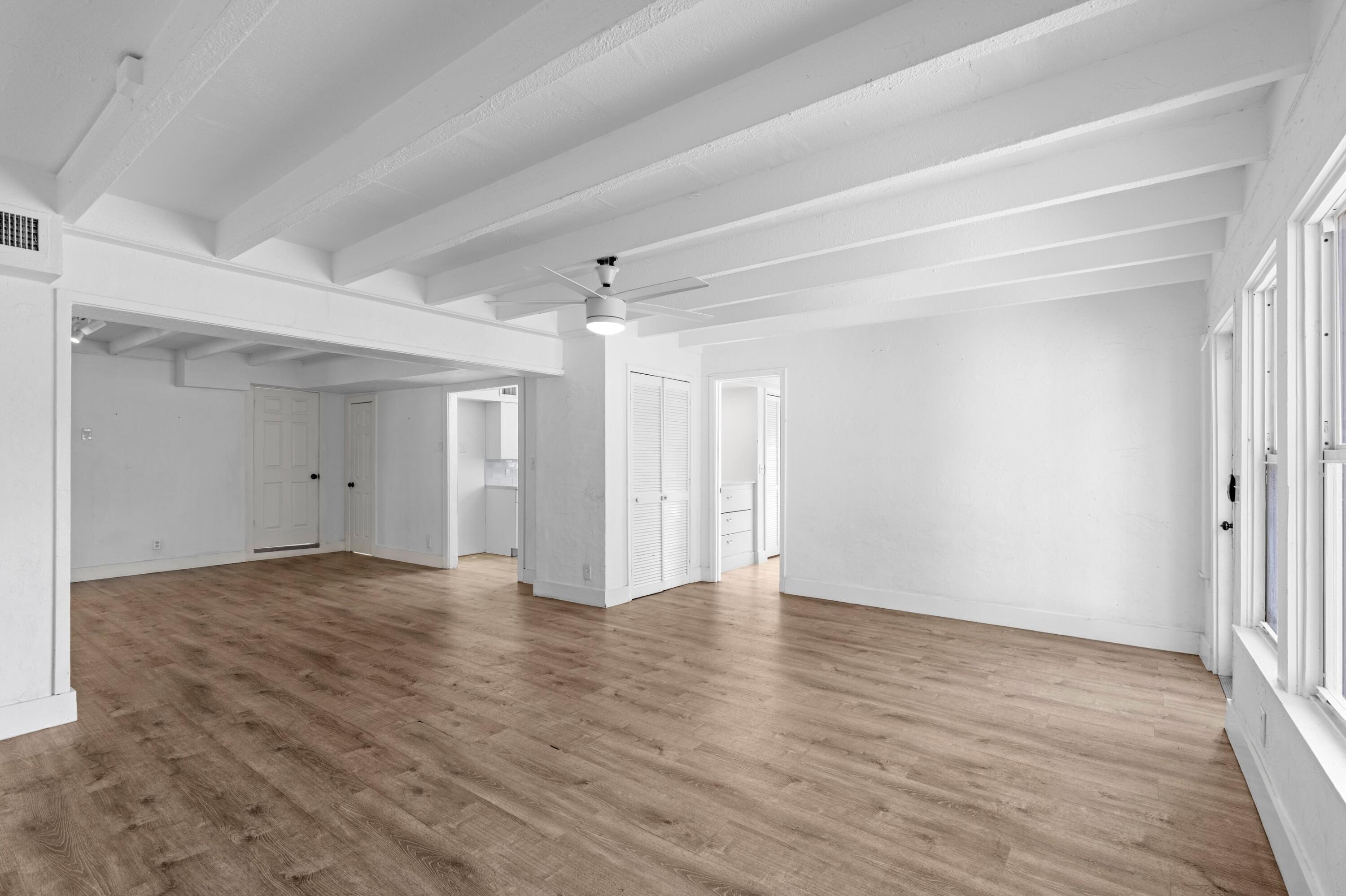 526 38th Street Property Photo 12
