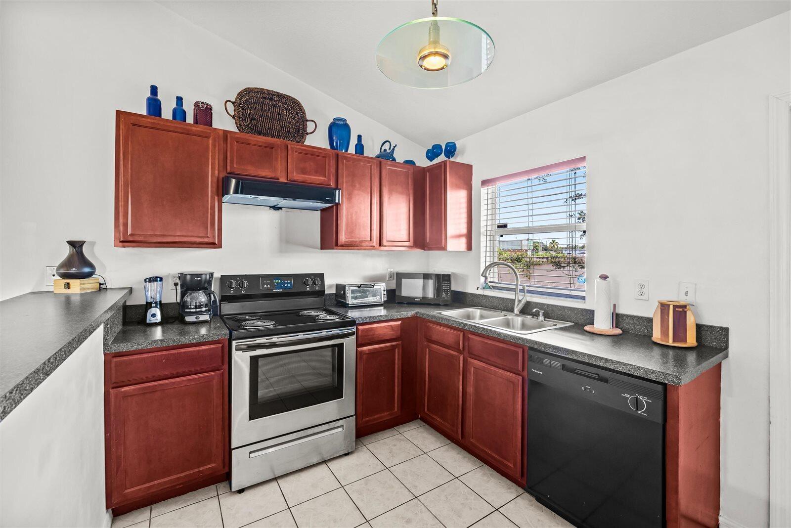 913 Se Forrest Park Drive Property Photo 10