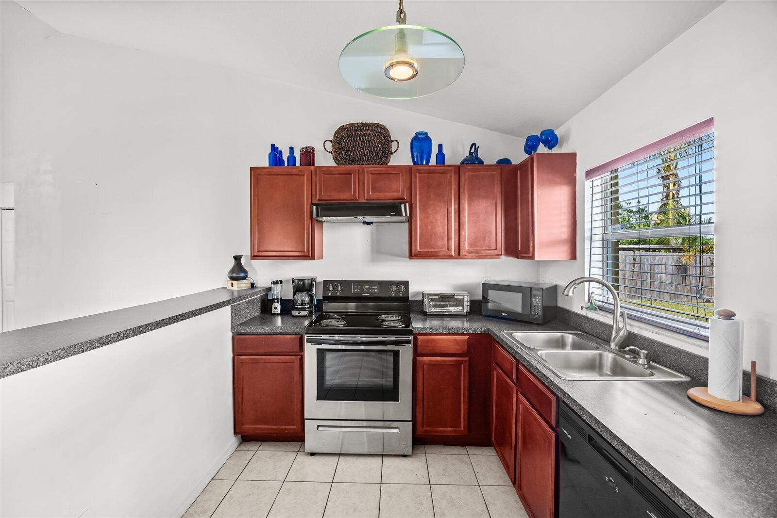 913 Se Forrest Park Drive Property Photo 11