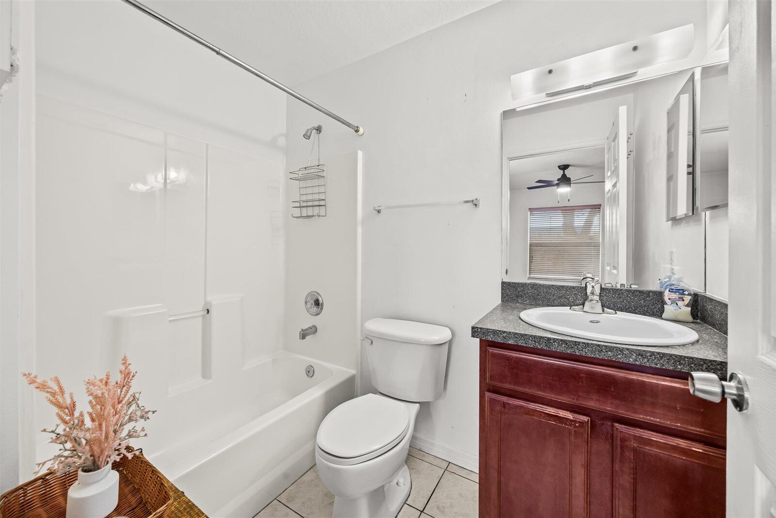 913 Se Forrest Park Drive Property Photo 15