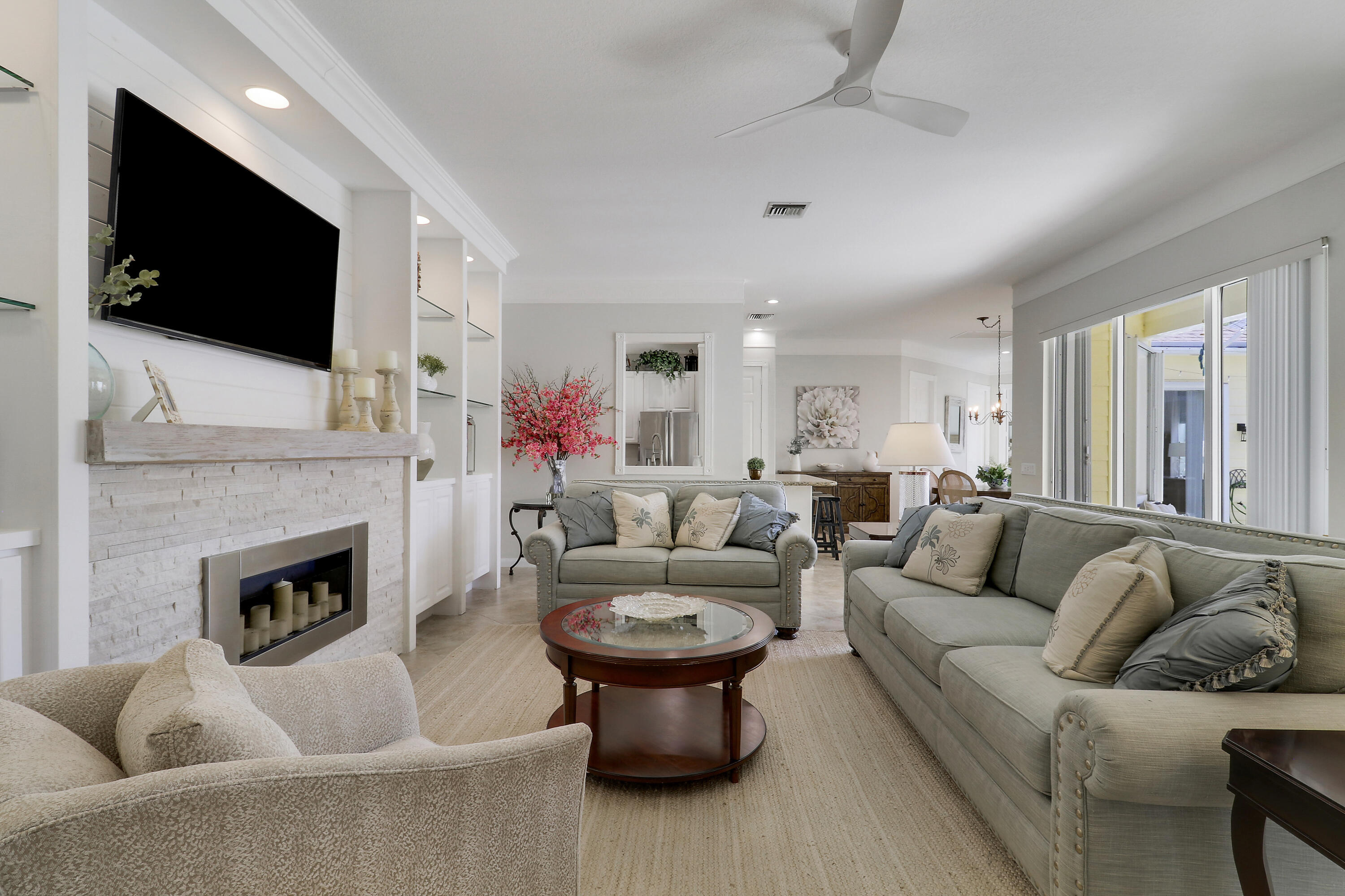 511 Sweet Bay Circle Property Photo 8