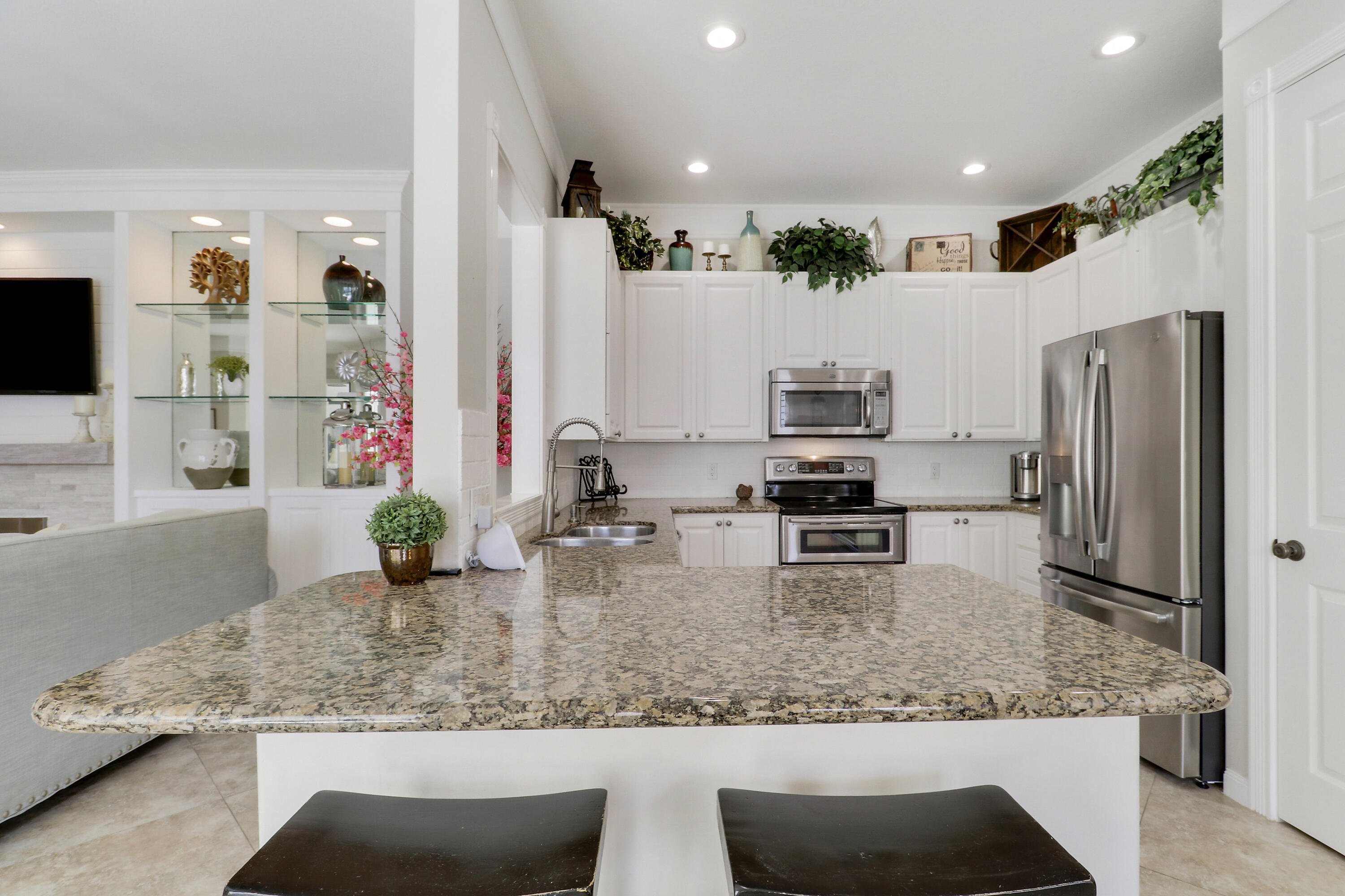 511 Sweet Bay Circle Property Photo 15