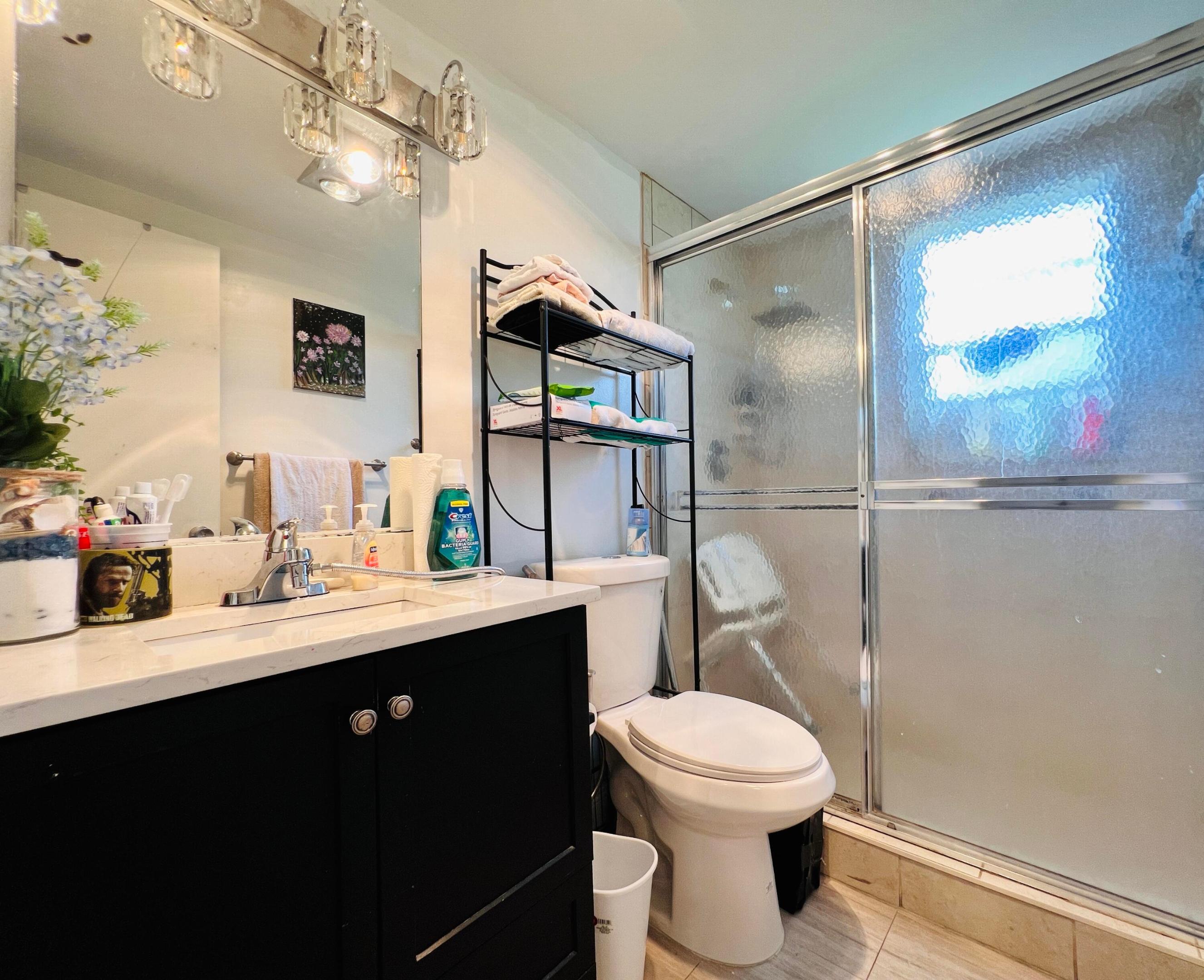 345 Norwich O Property Photo 6
