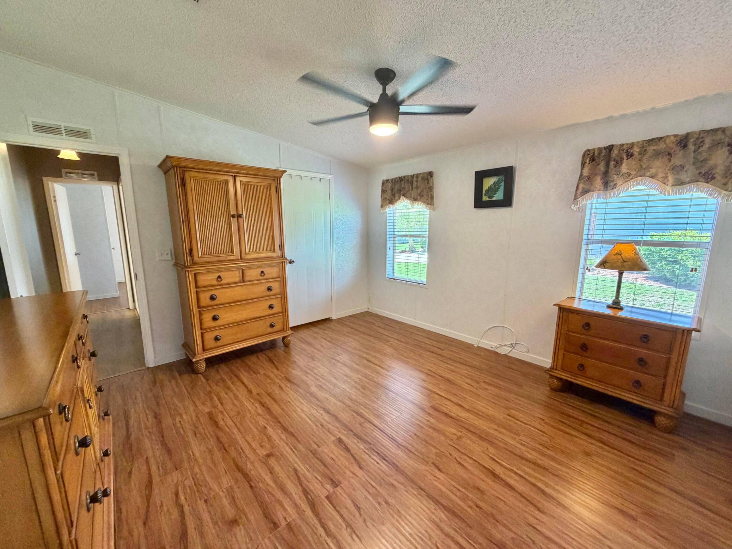 8181 14th Hole Drive Property Photo 11