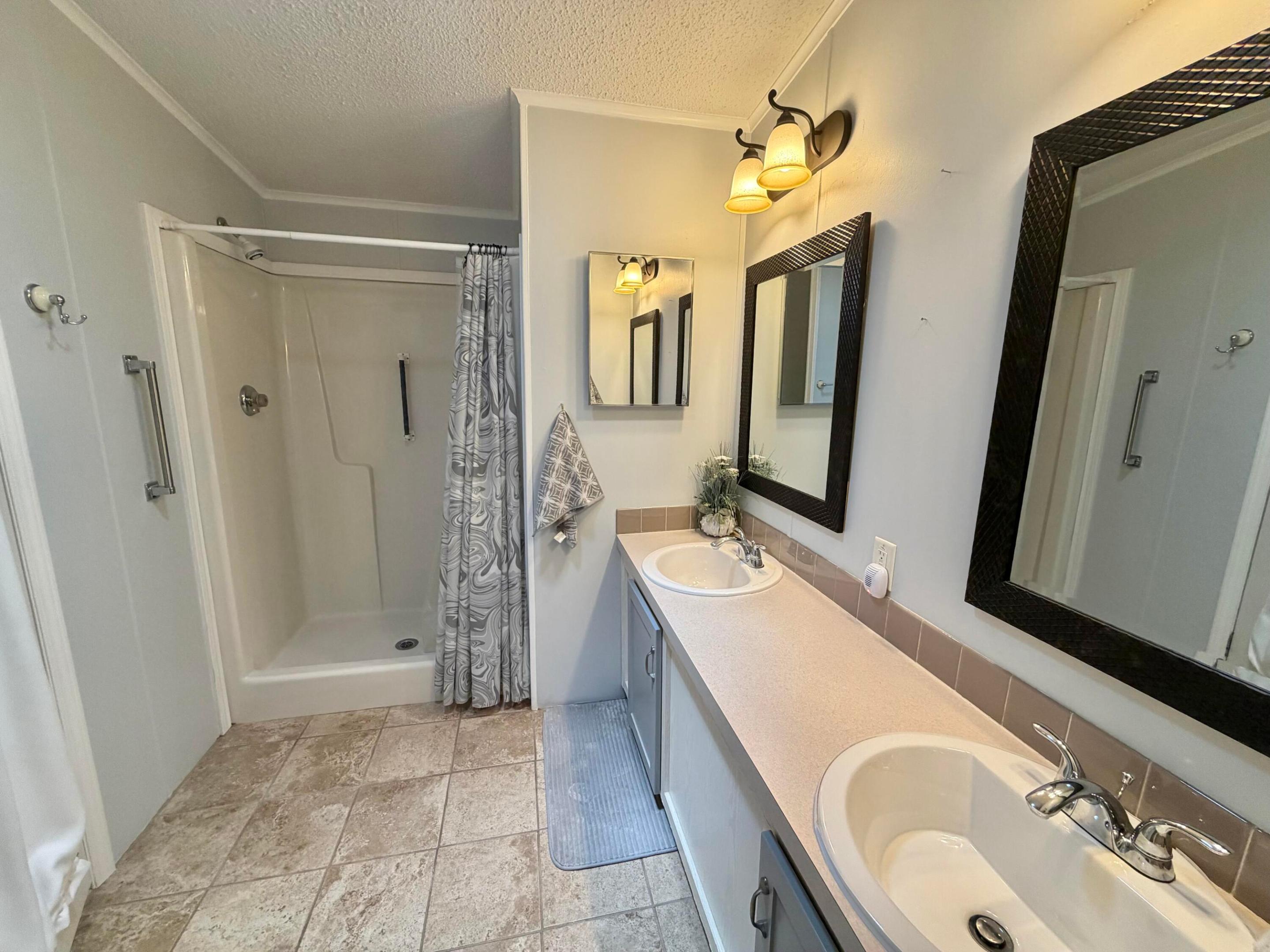 8181 14th Hole Drive Property Photo 16
