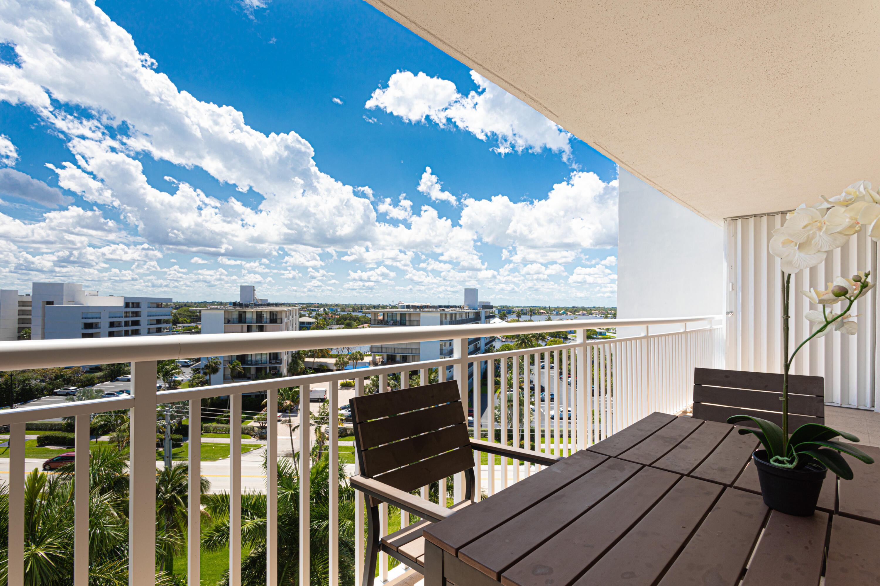 3546 S Ocean Boulevard 818 Property Photo 18