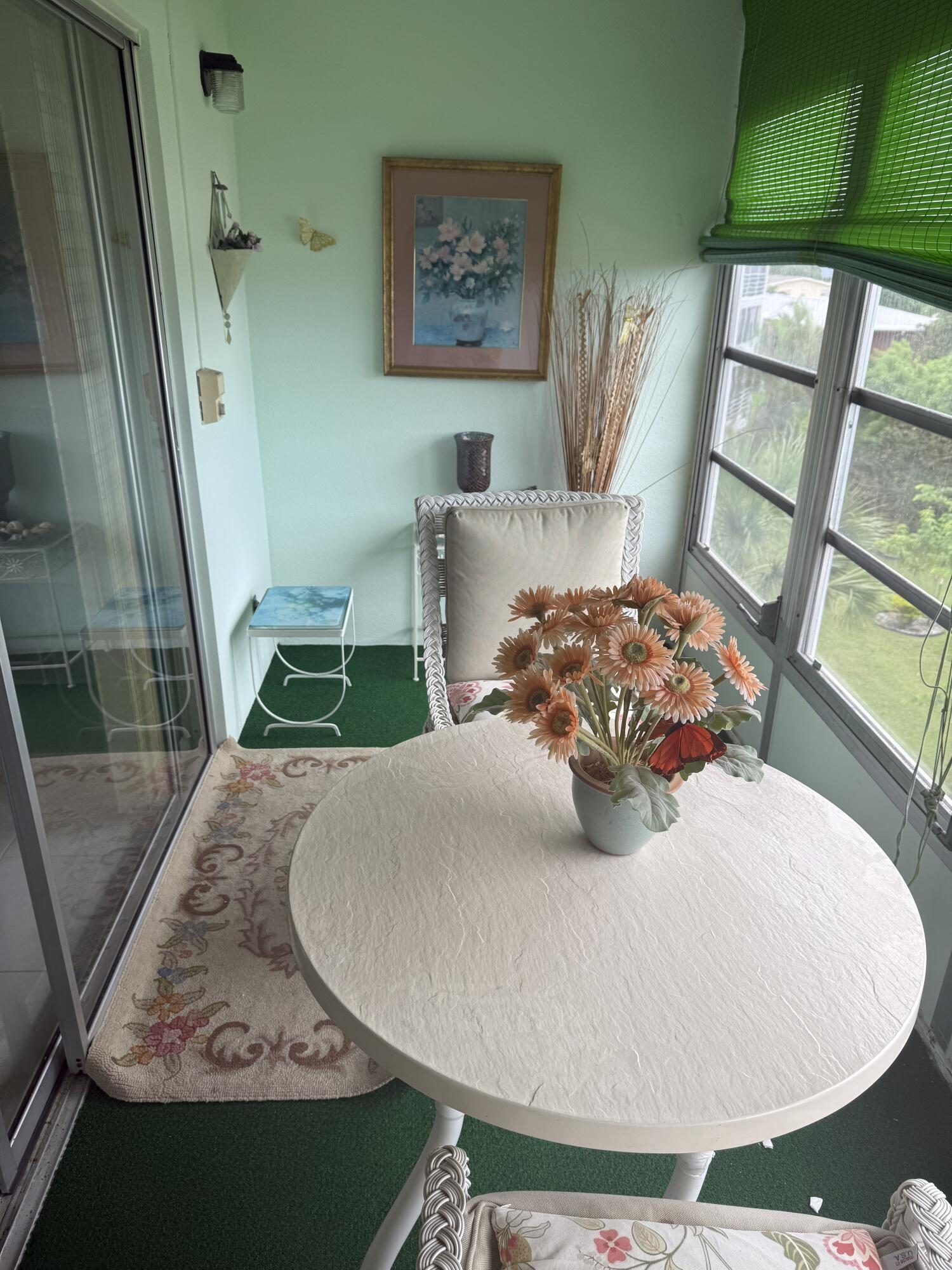 407 Greenbrier A Property Photo 15