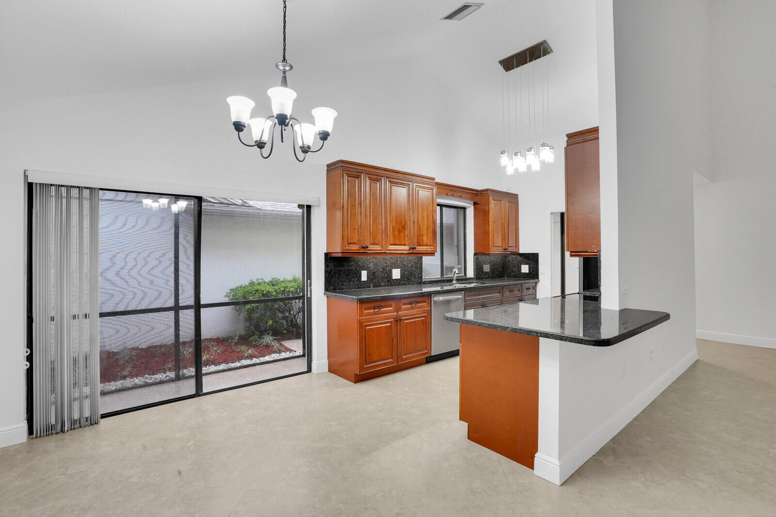 112 Inner Harbour Way Property Photo 12