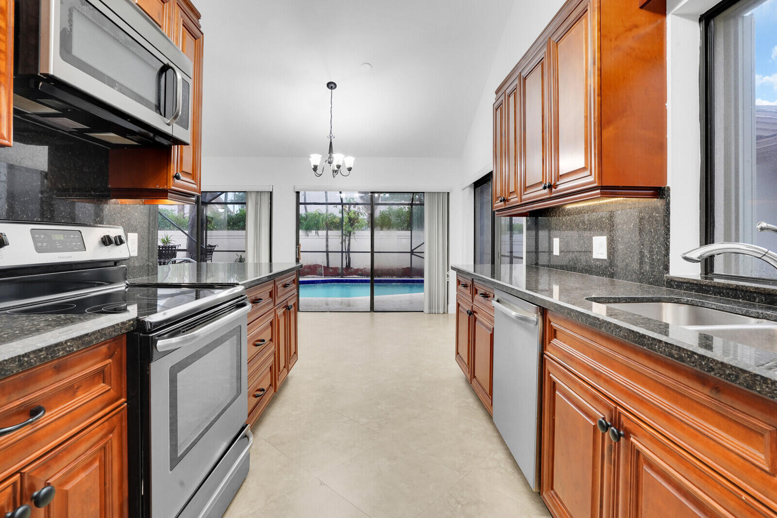 112 Inner Harbour Way Property Photo 17