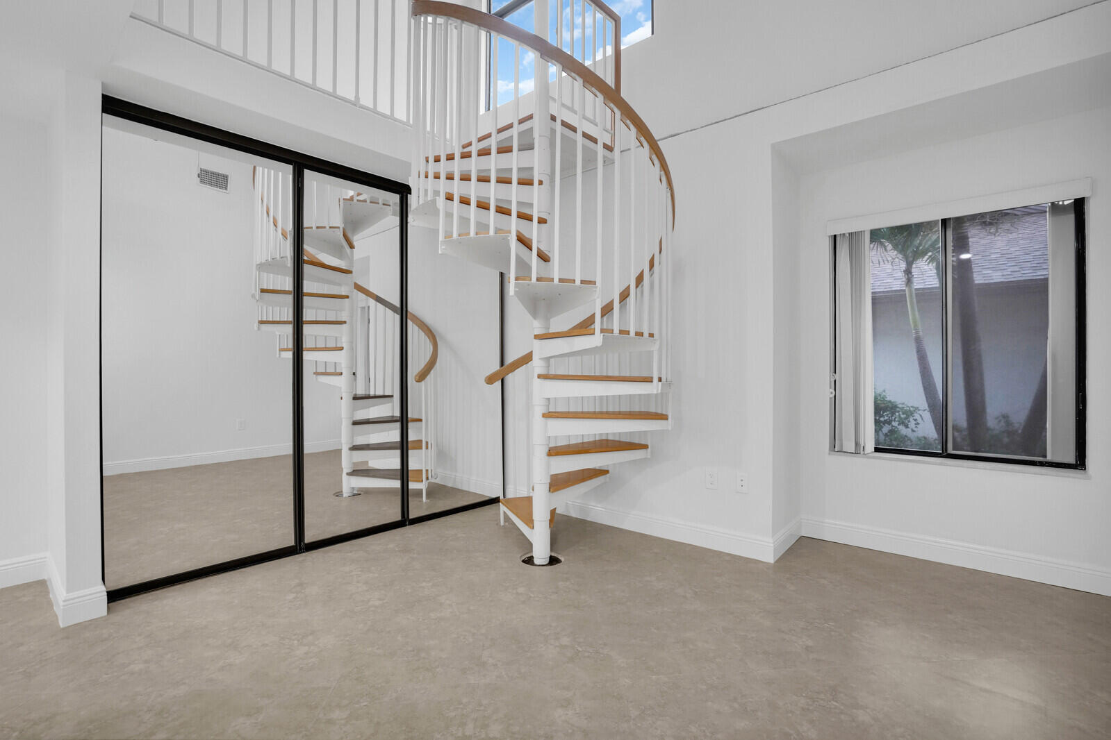 112 Inner Harbour Way Property Photo 26