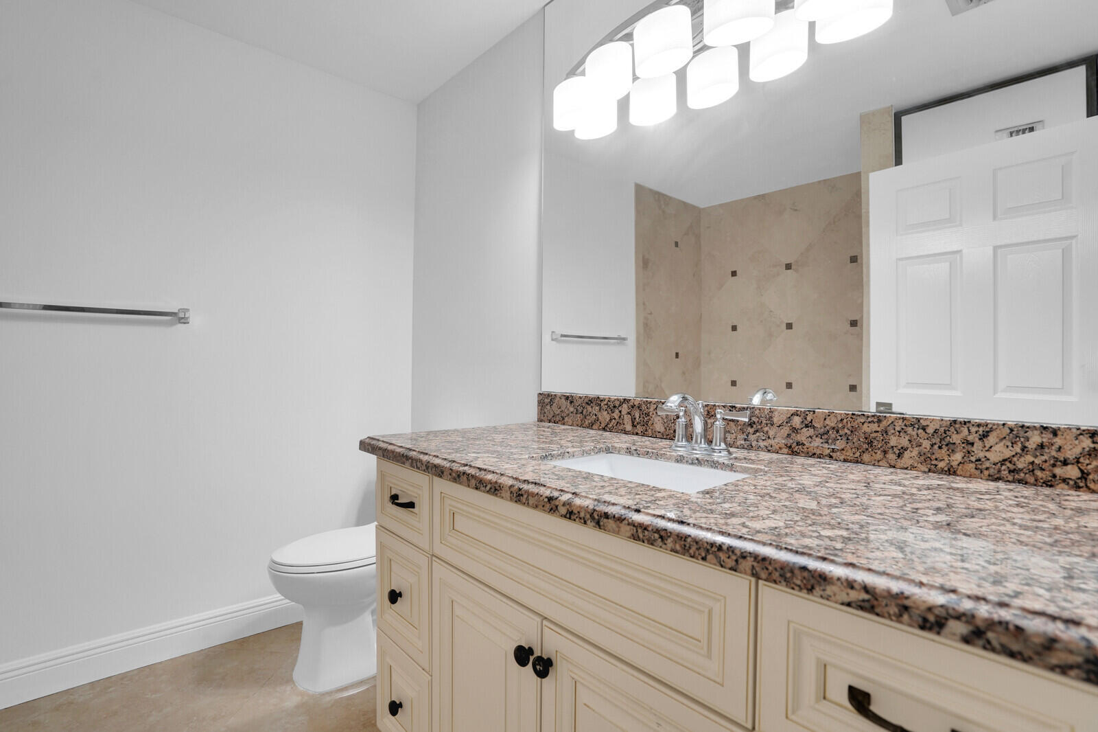 112 Inner Harbour Way Property Photo 35