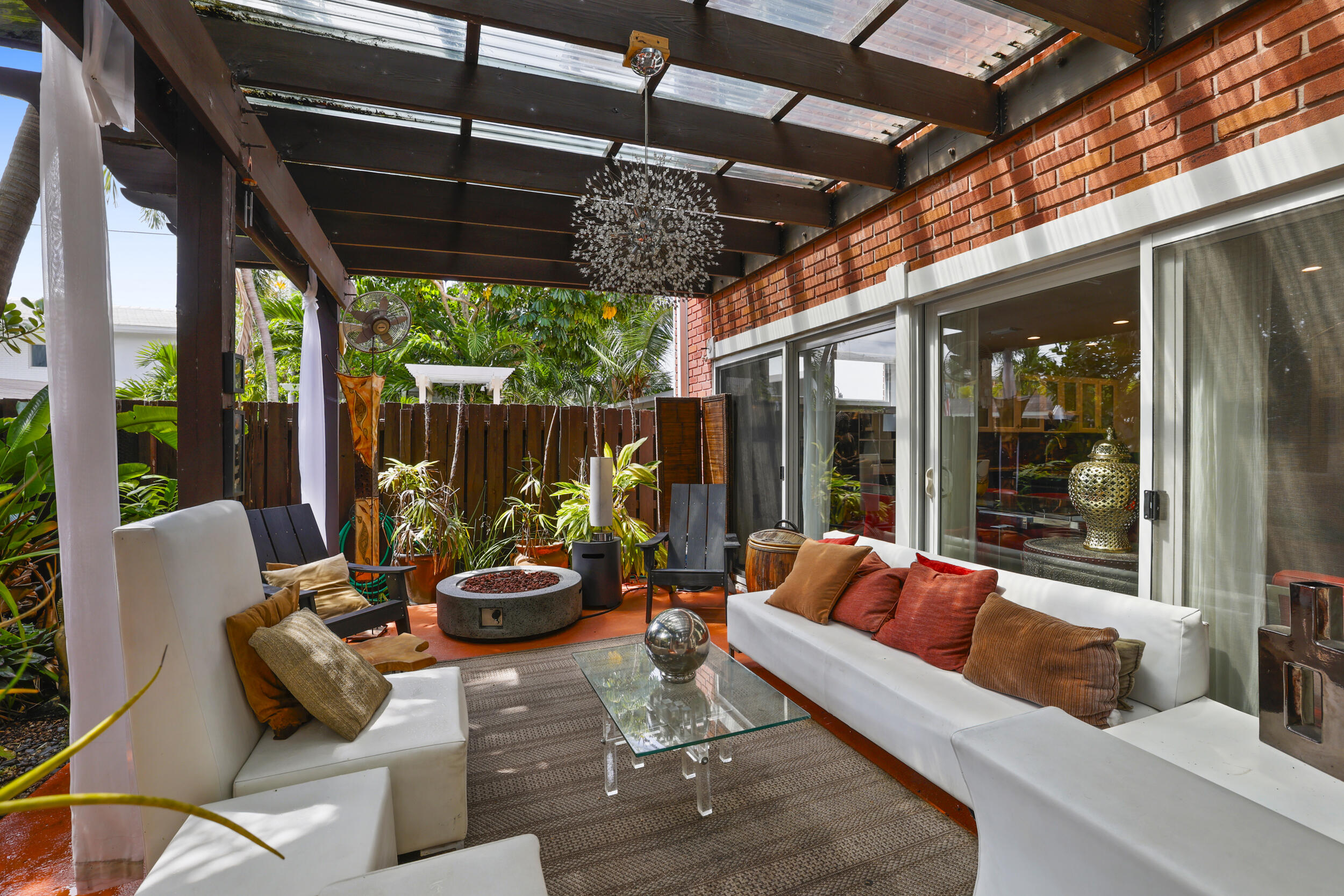 7 Middlesex Drive Property Photo 1