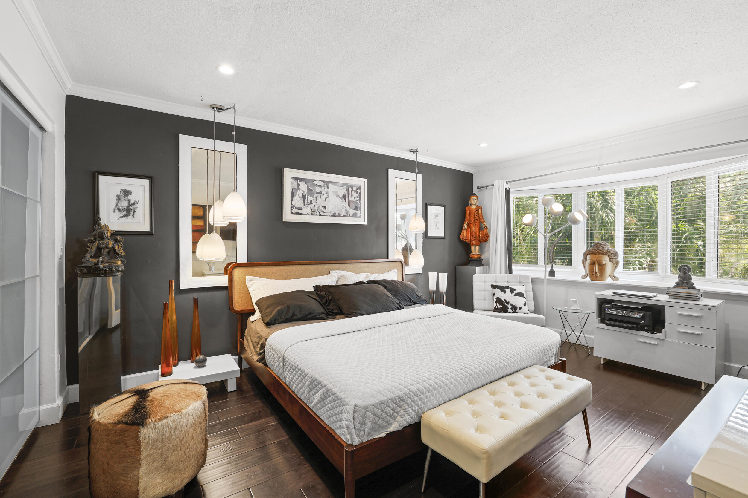 7 Middlesex Drive Property Photo 4