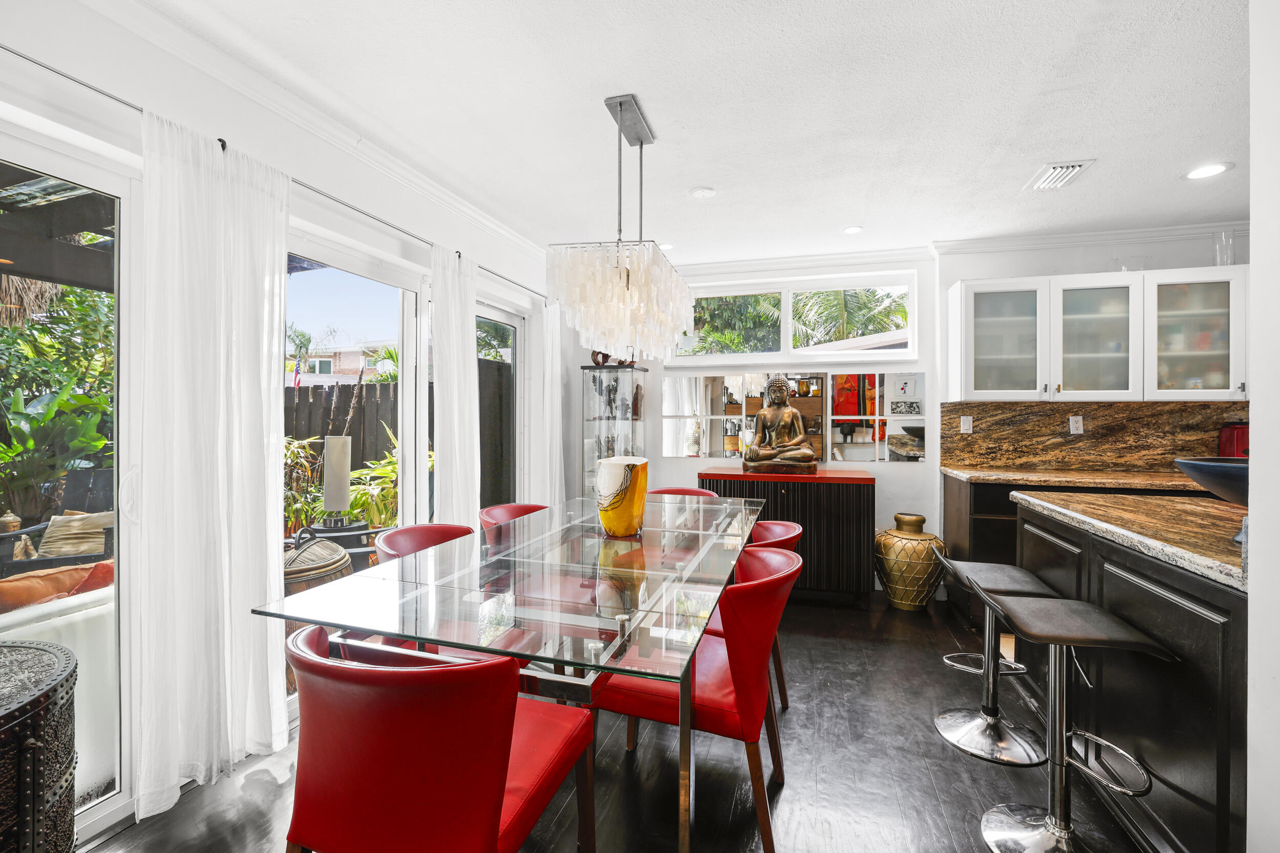 7 Middlesex Drive Property Photo 17