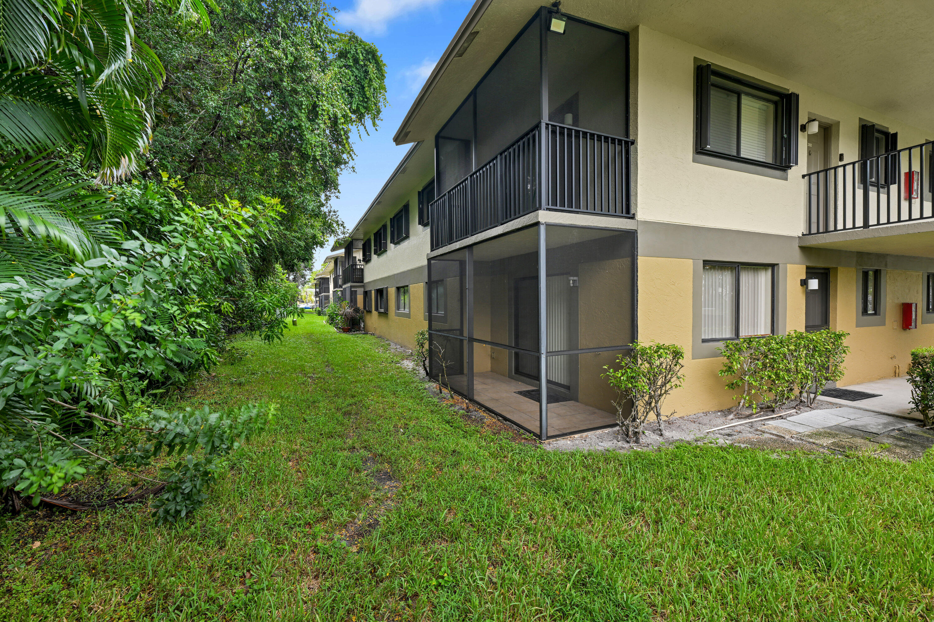 522 Trace Circle 102 Property Photo 22