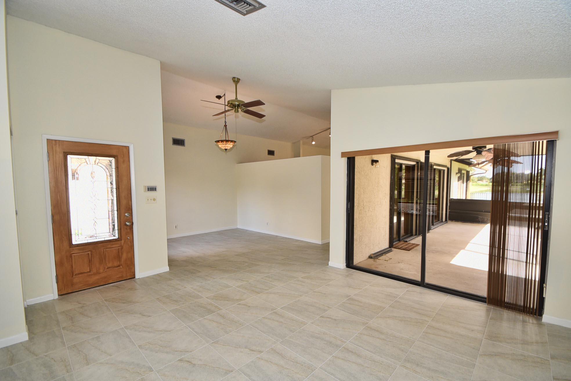 21518 Summertrace Circle Property Photo 6