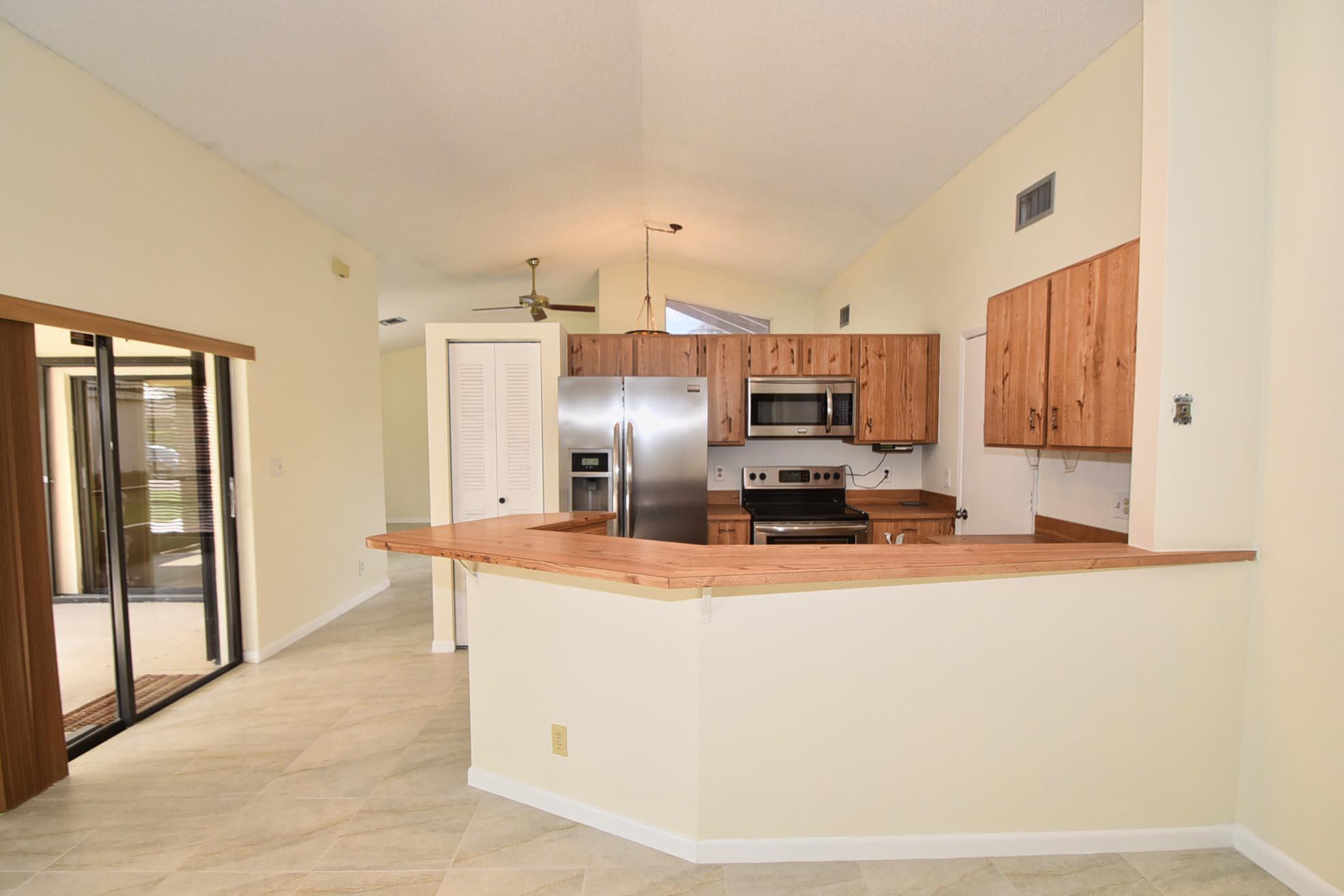 21518 Summertrace Circle Property Photo 8