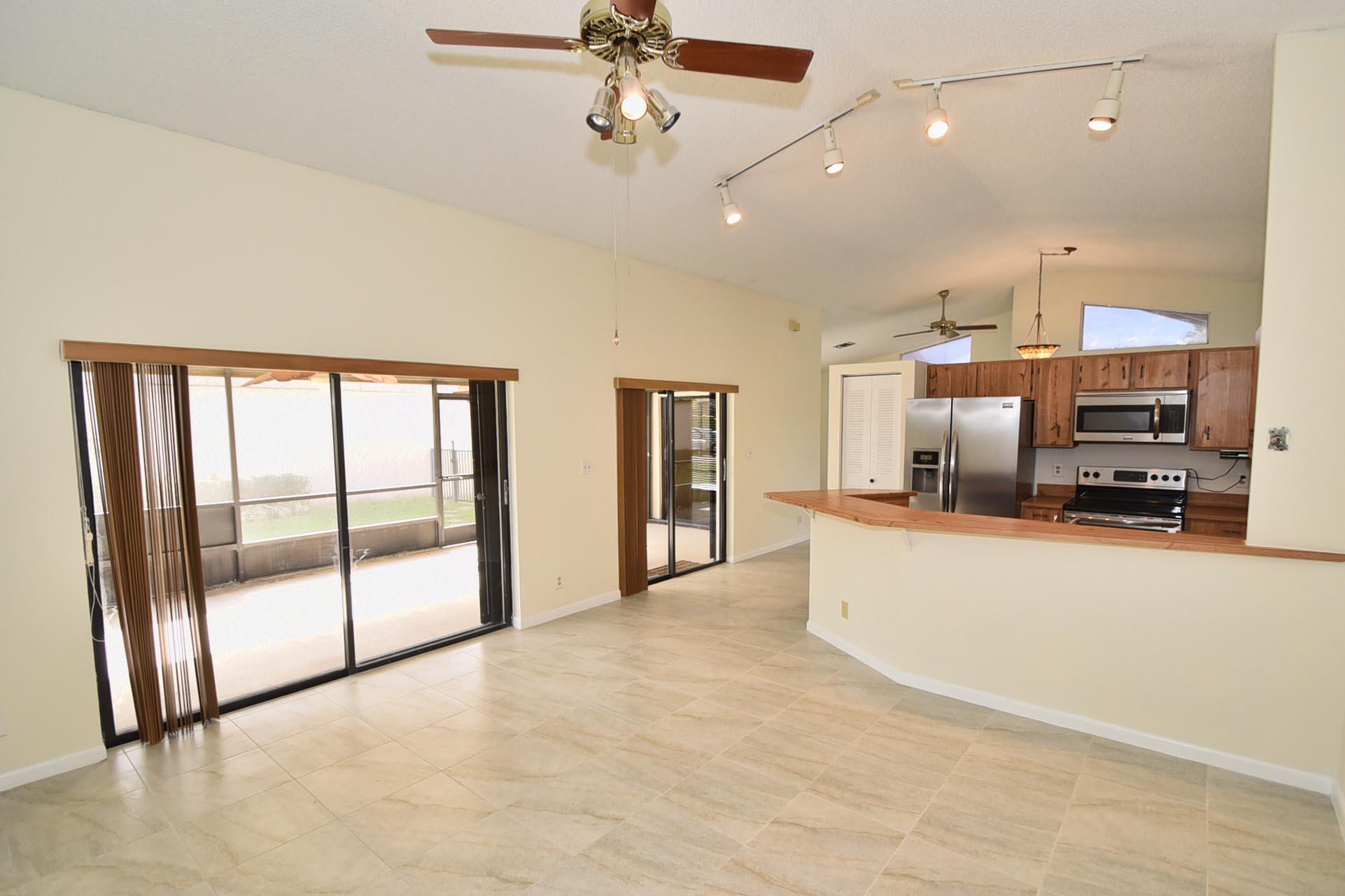 21518 Summertrace Circle Property Photo 9
