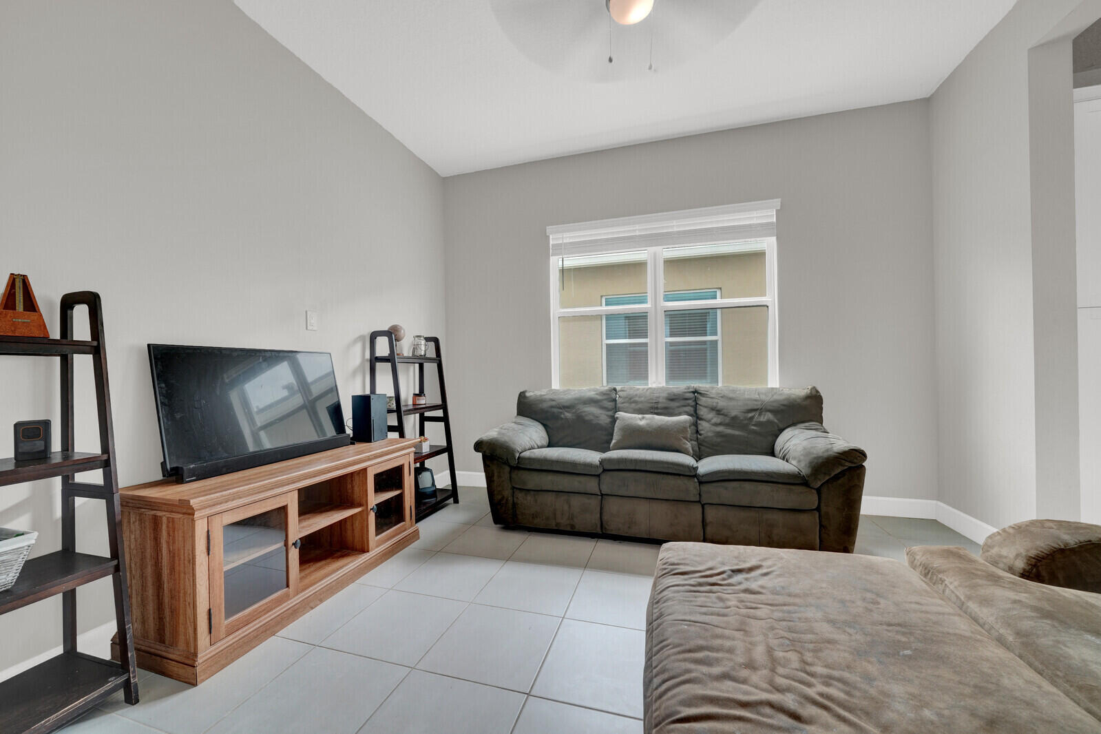 15517 Orchard Drive Property Photo 15