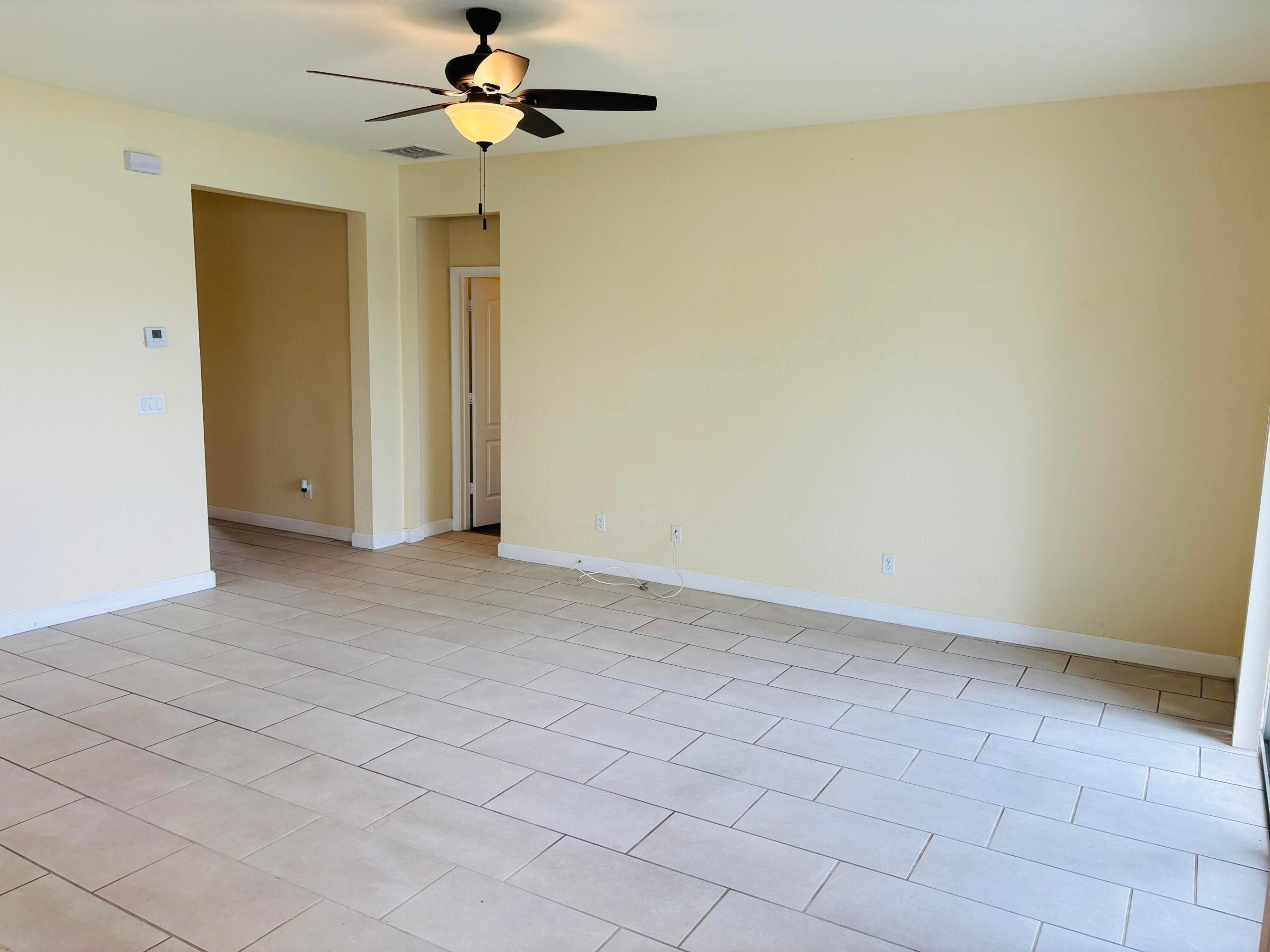 12512 Nw Stanis Lane Property Photo 3