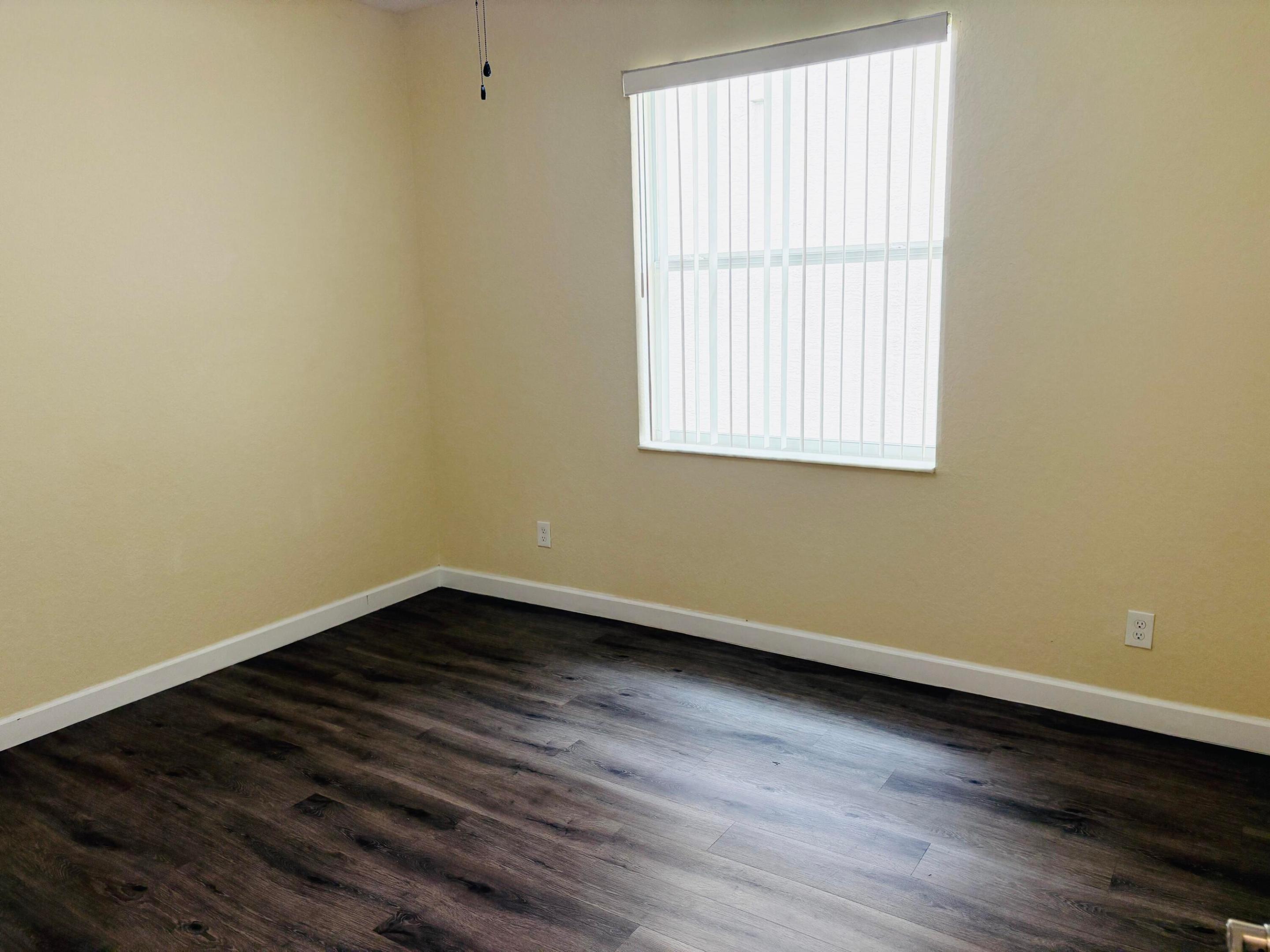 12512 Nw Stanis Lane Property Photo 8