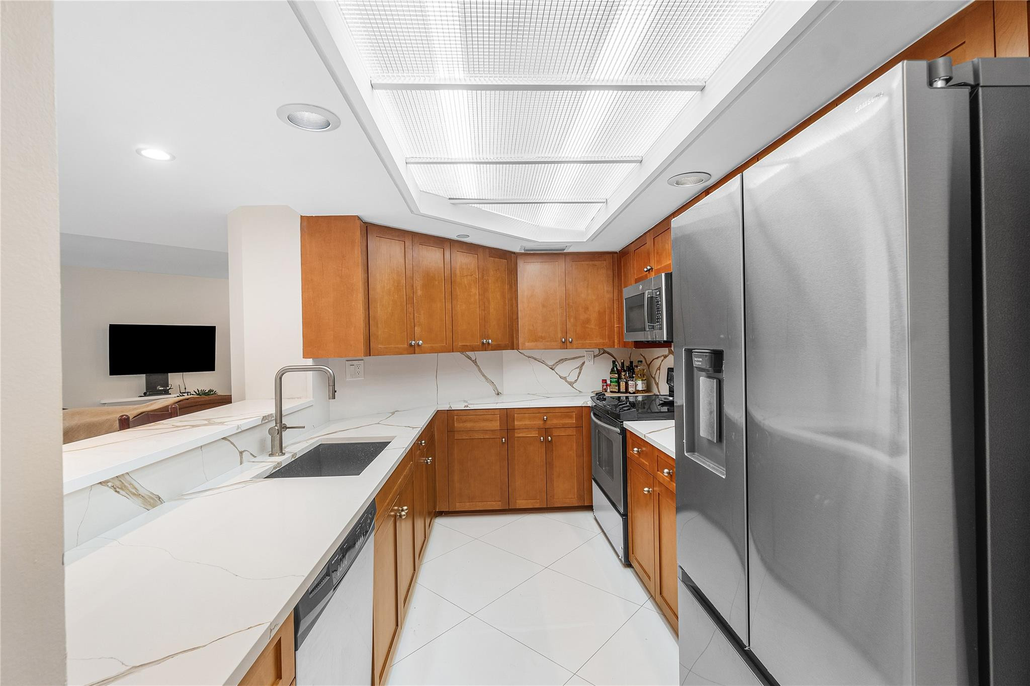 100 Se 5th Avenue 110 Property Photo 15