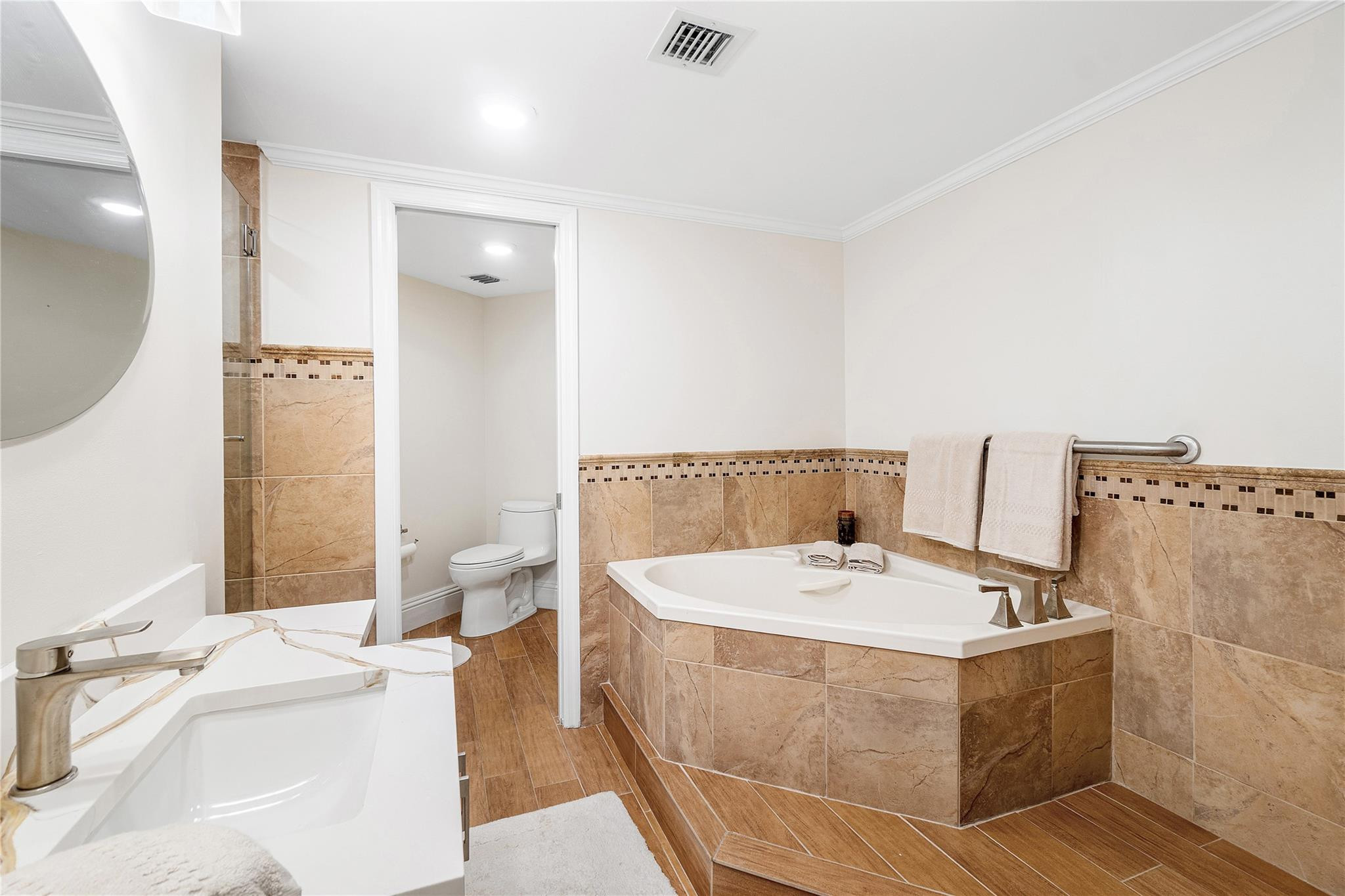 100 Se 5th Avenue 110 Property Photo 25