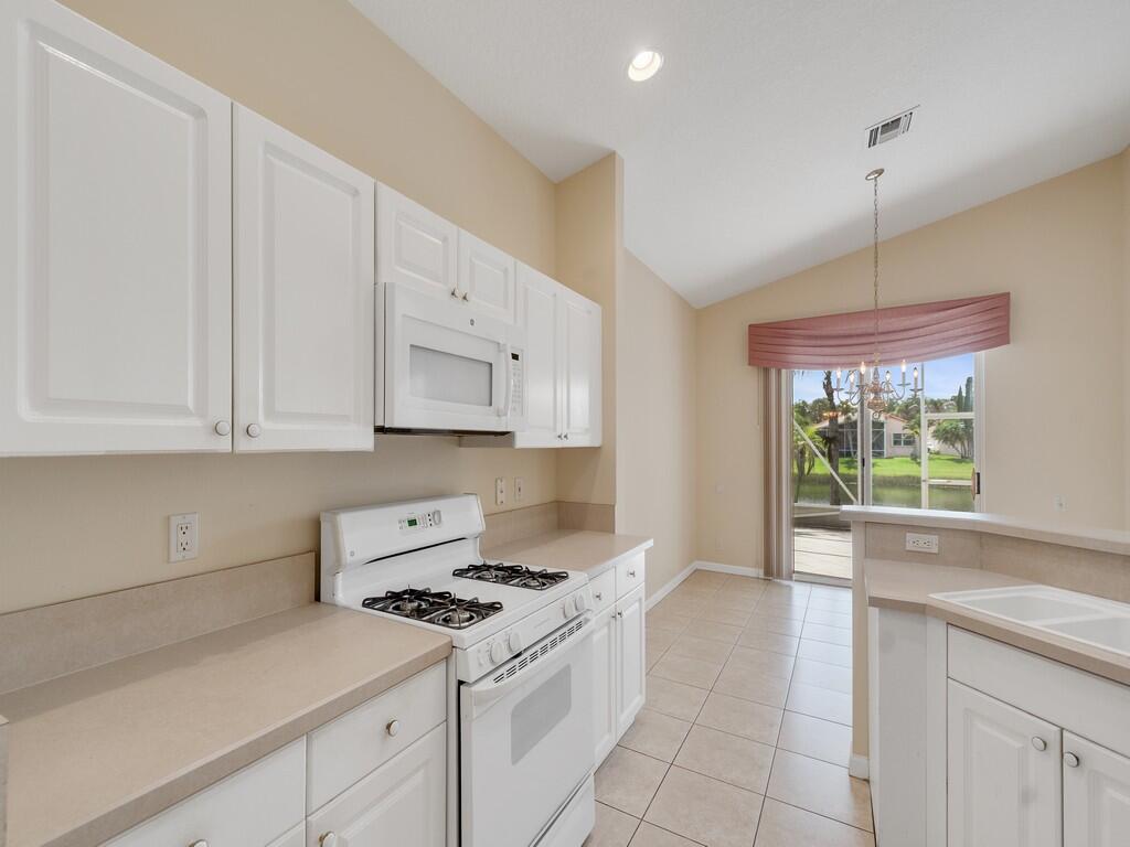 257 Nw Toscane Trail Property Photo 5