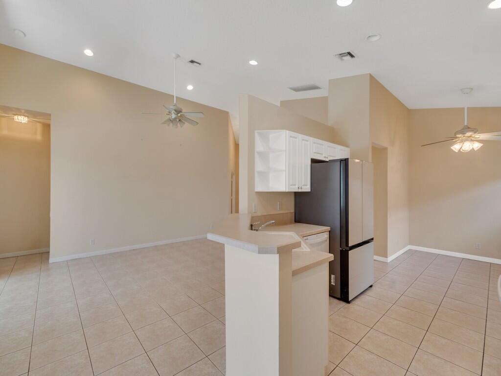 257 Nw Toscane Trail Property Photo 16