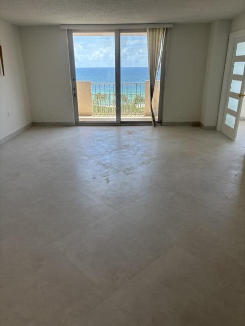 1865 S Ocean Drive 17 N Property Photo 3
