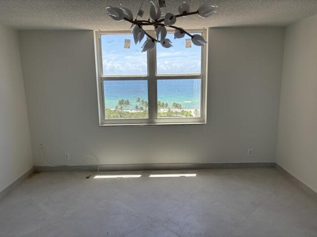 1865 S Ocean Drive 17 N Property Photo 8