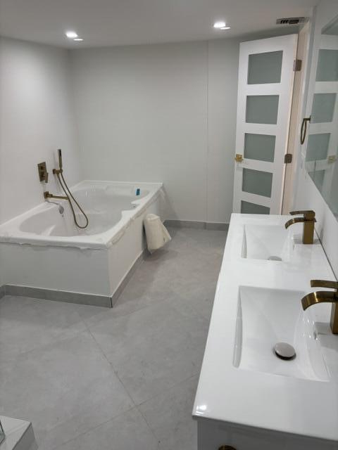 1865 S Ocean Drive 17 N Property Photo 12