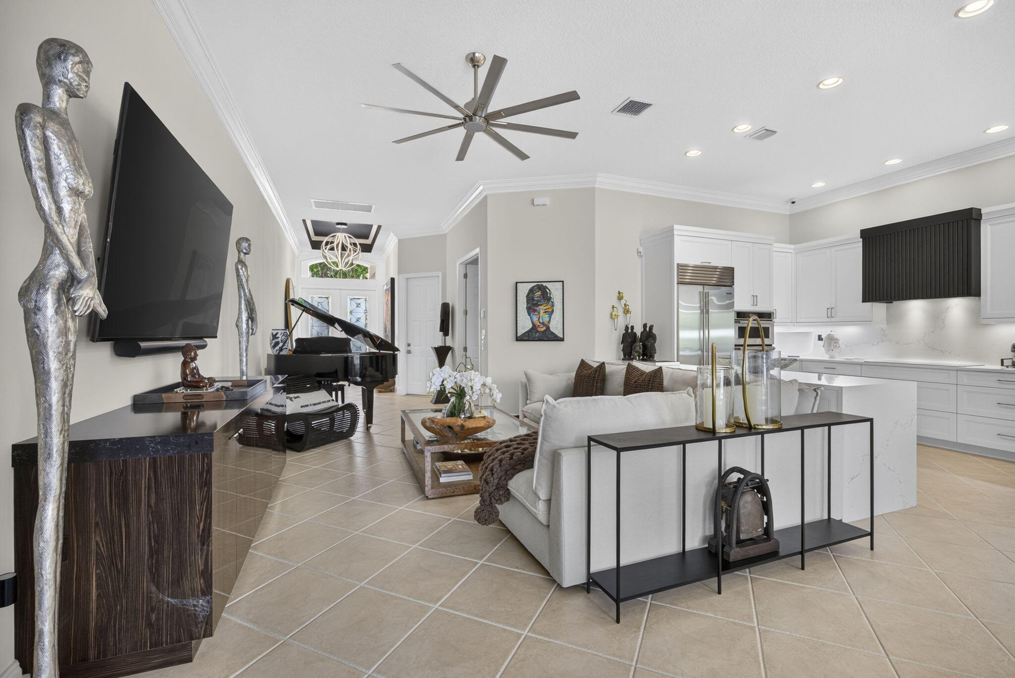 9469 Via Elegante Property Photo 10