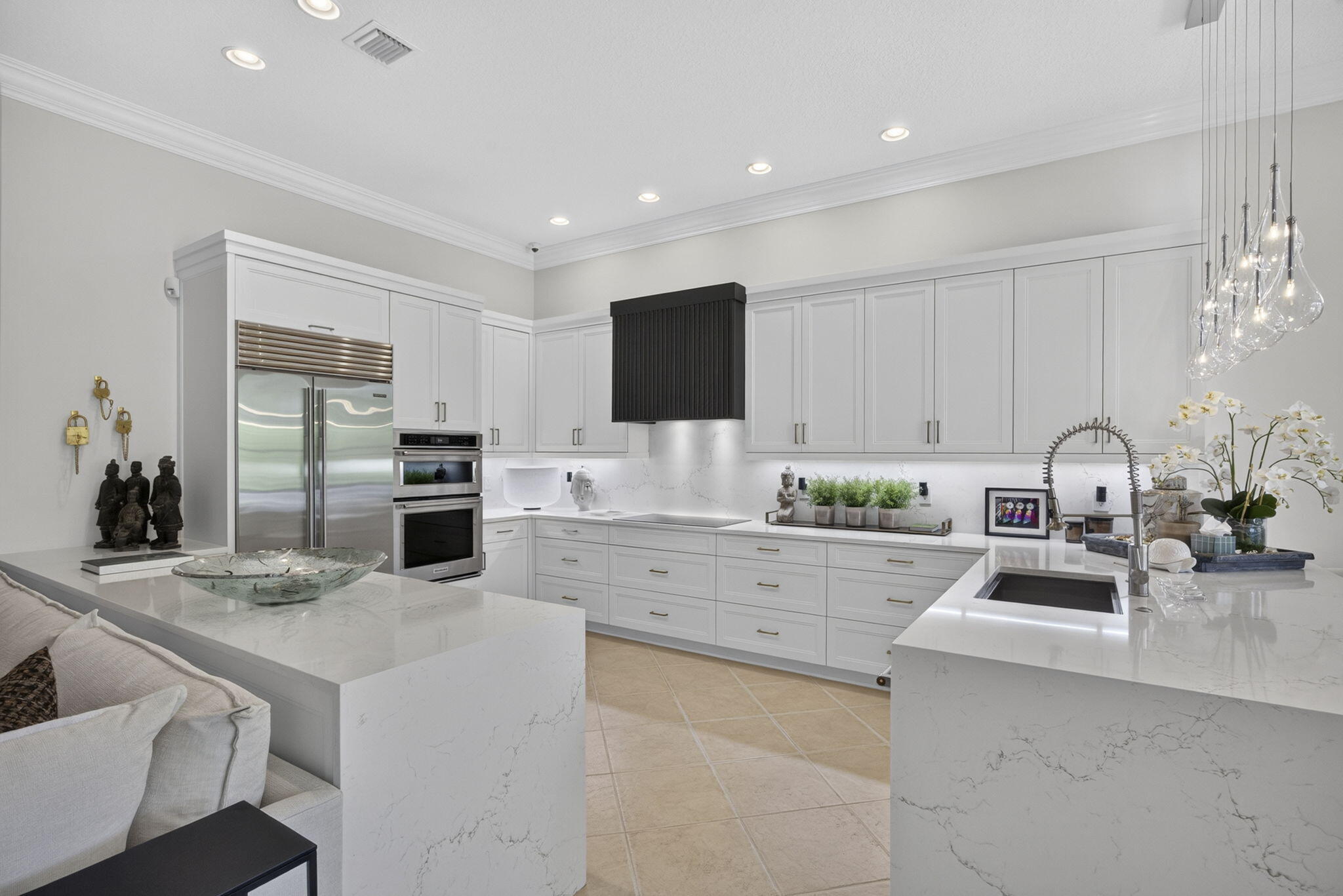 9469 Via Elegante Property Photo 11