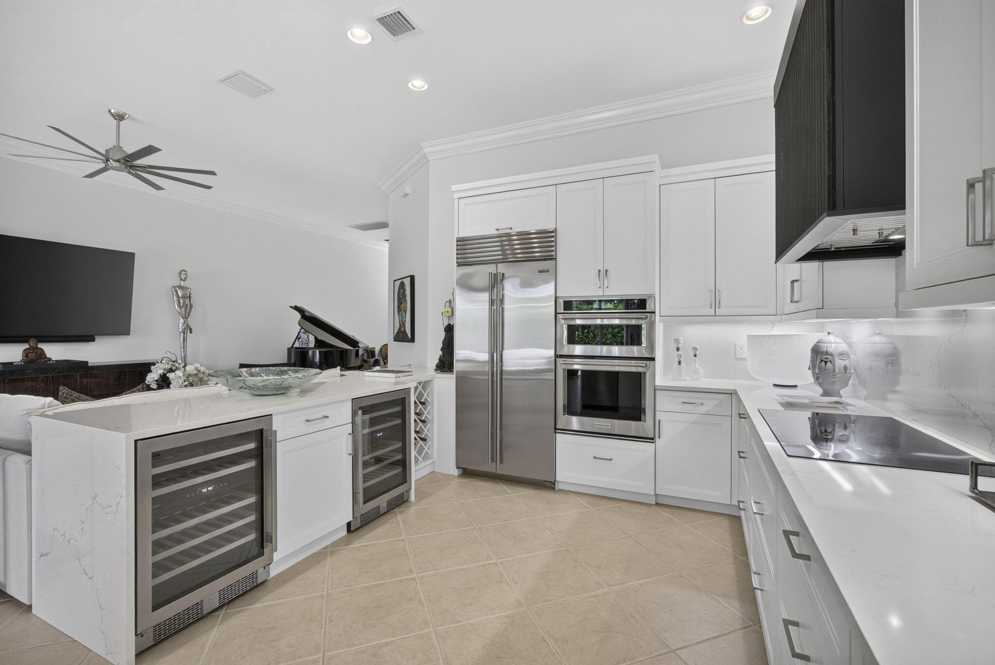 9469 Via Elegante Property Photo 12